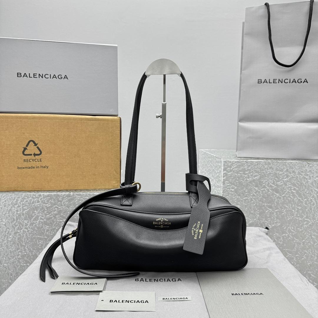 Balenciaga Carrie Bowling Bag Small In Black - FashionPlug