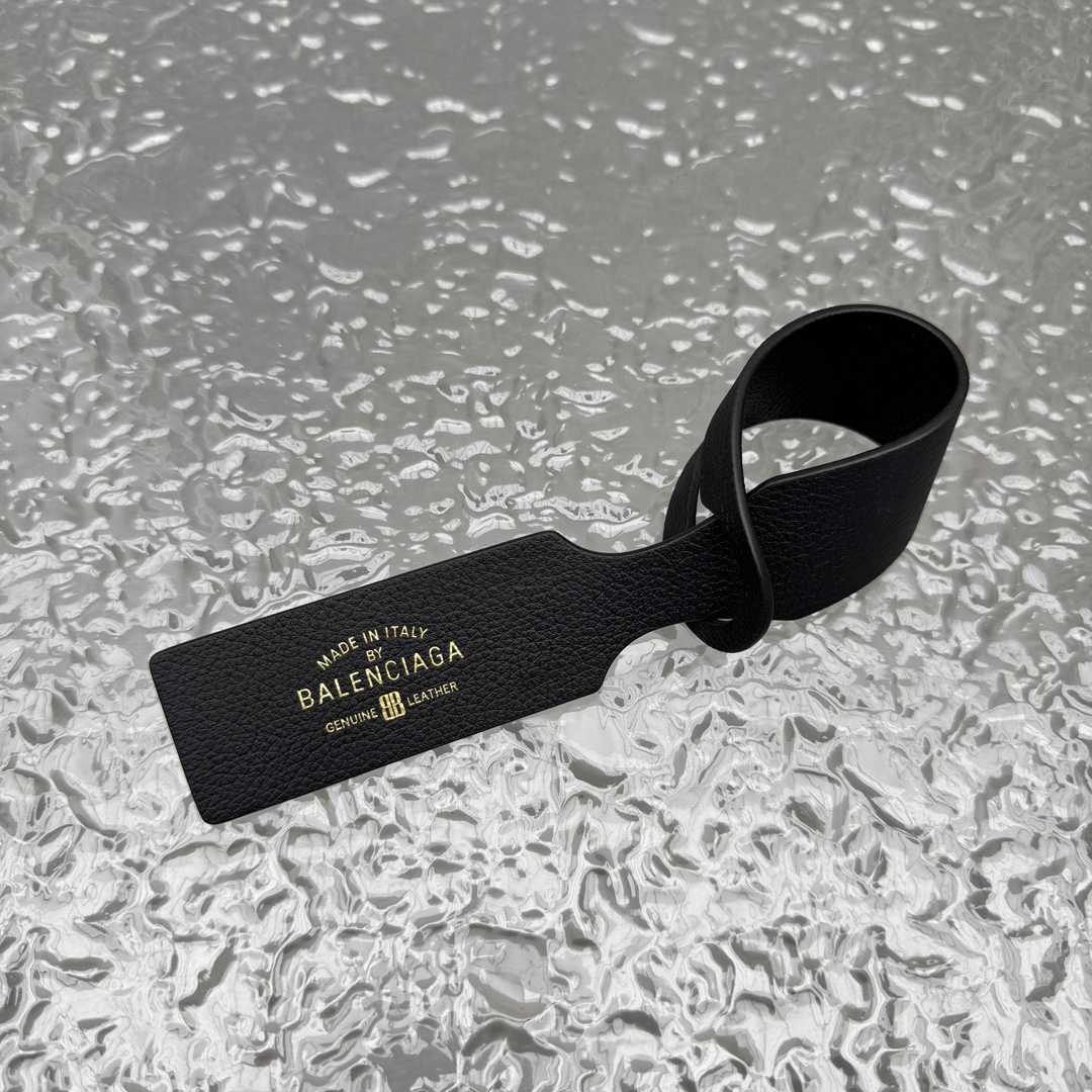 Balenciaga Carrie Bowling Bag Small In Black - FashionPlug