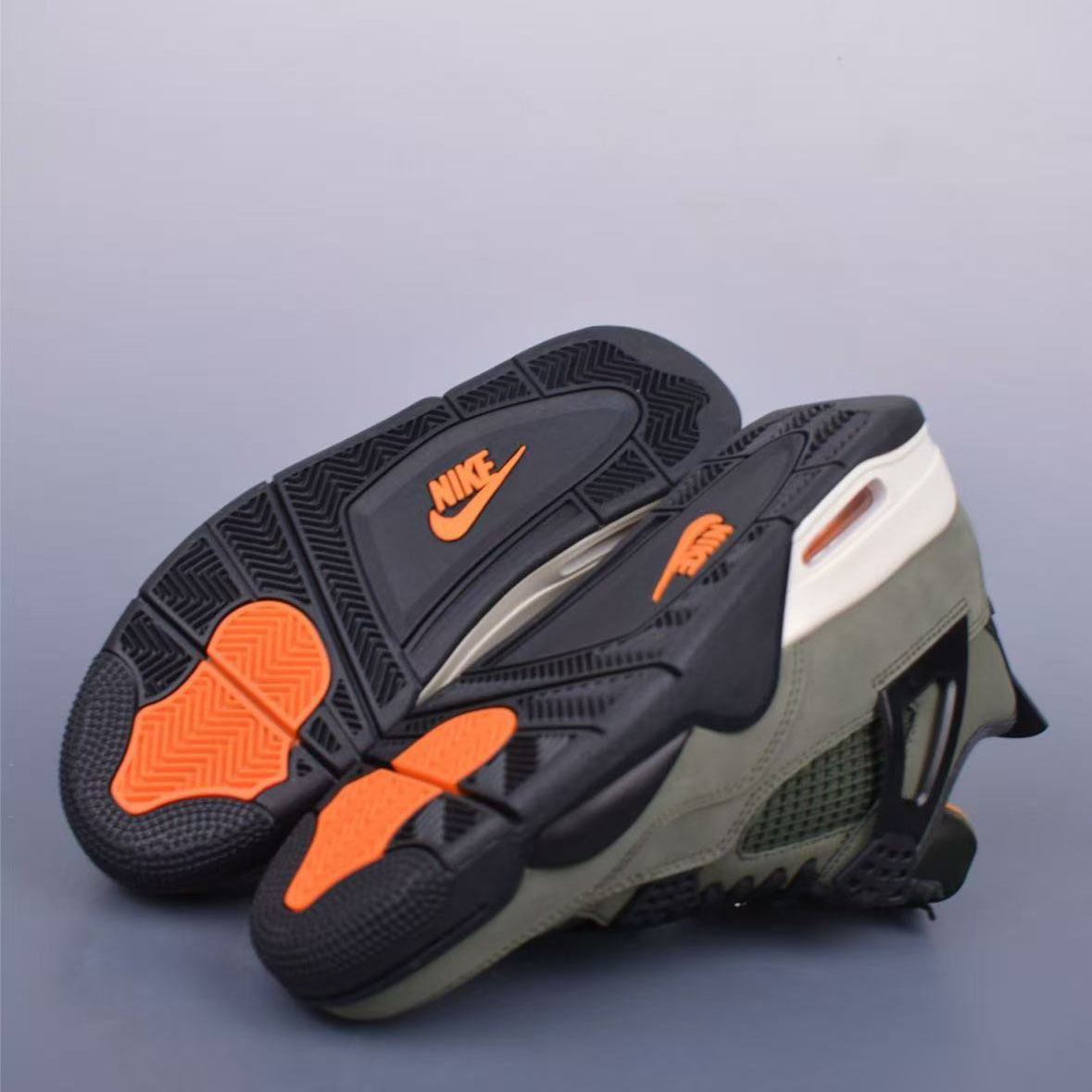 Air Jordan 4 retro Sneaker  - FashionPlug