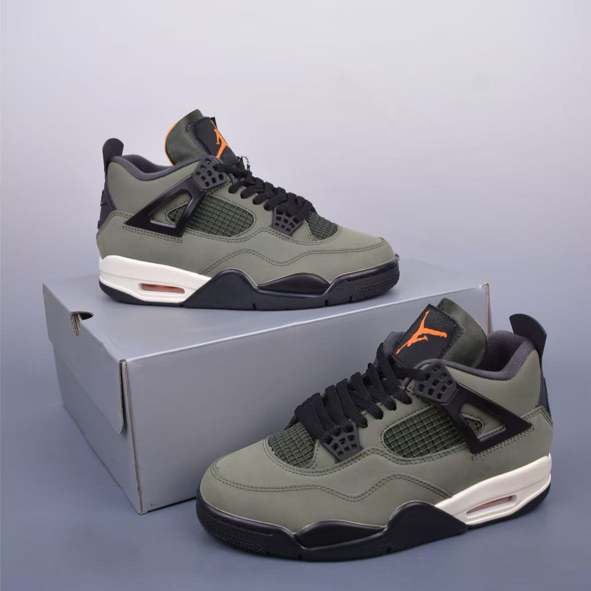 Air Jordan 4 retro Sneaker  - FashionPlug
