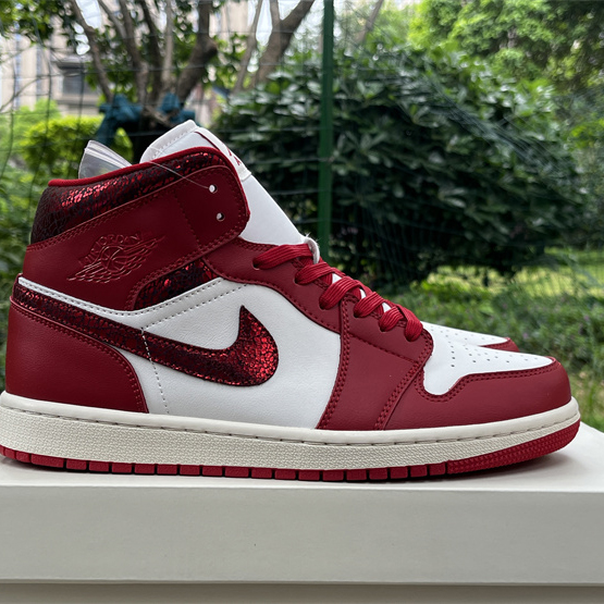 Air Jordan 1 Mid  HJ9337-106  - FashionPlug