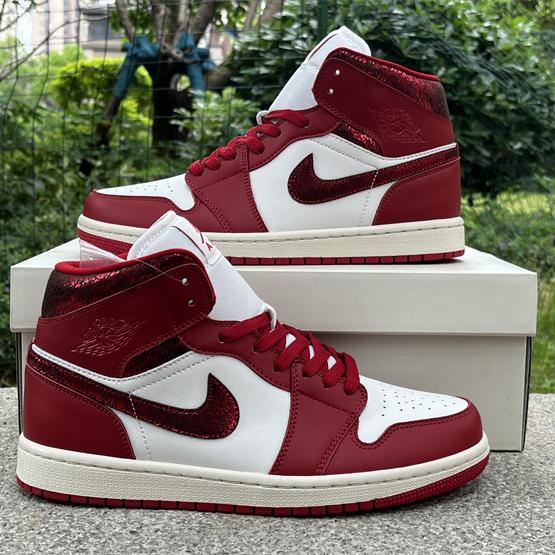 Air Jordan 1 Mid  HJ9337-106  - FashionPlug