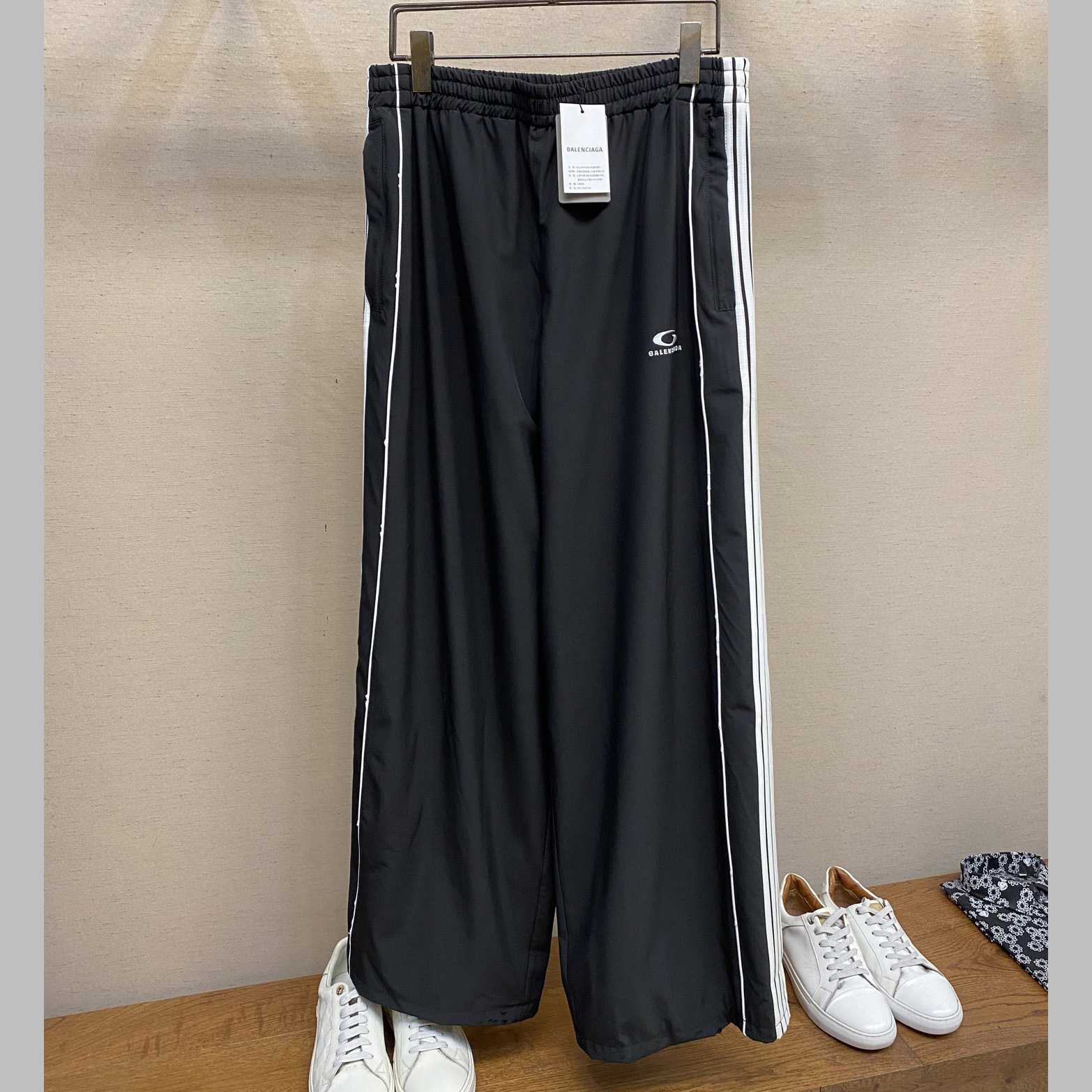Balenciaga Large Tracksuit Pants In Black Technical Fabric - FashionPlug