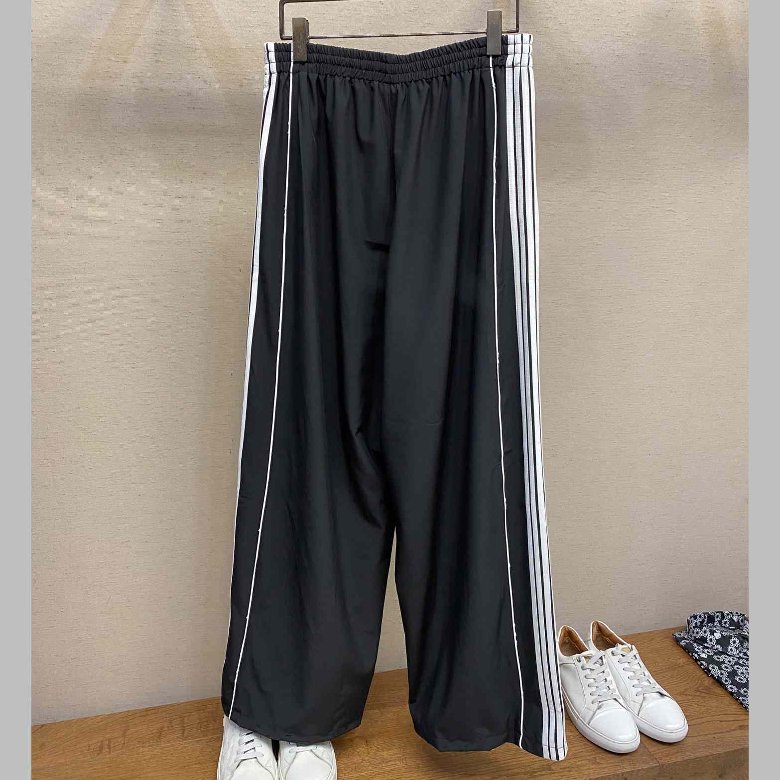 Balenciaga Large Tracksuit Pants In Black Technical Fabric - FashionPlug
