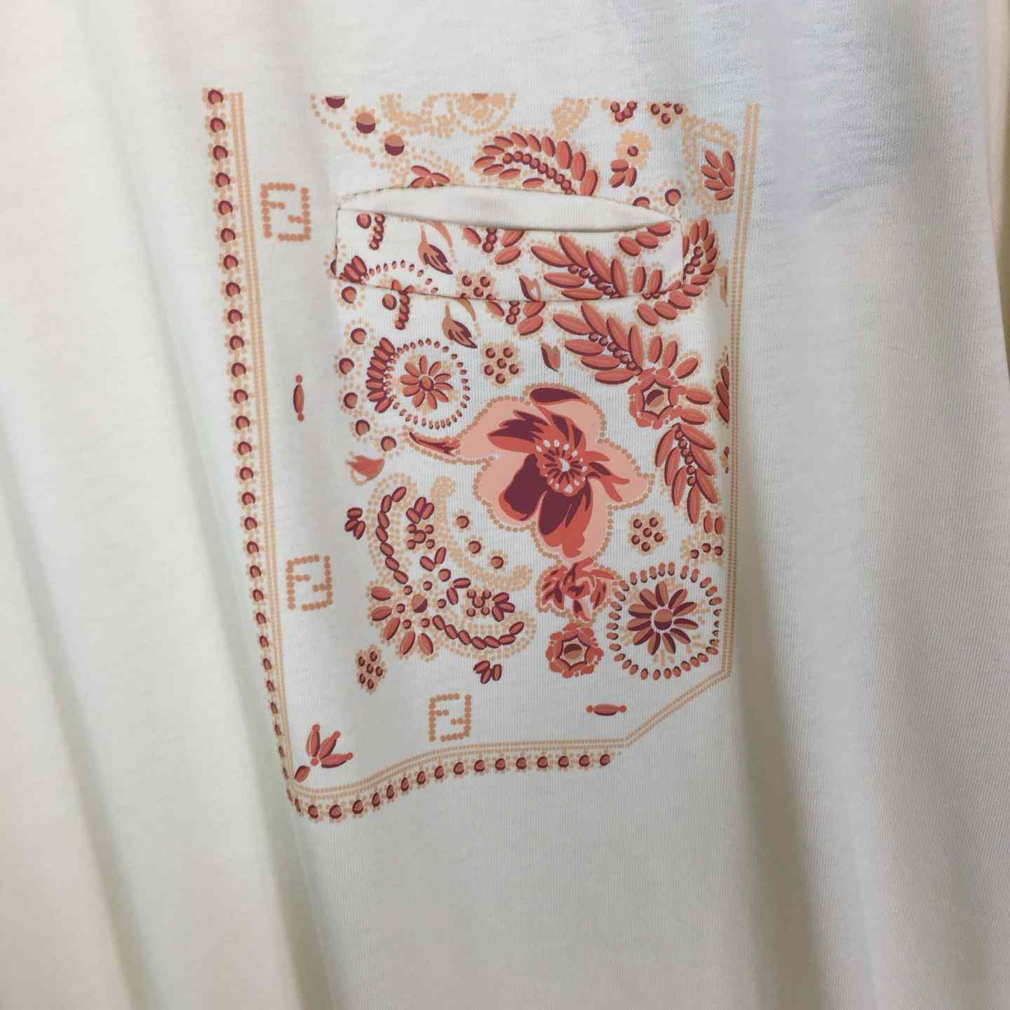 Fendi White Cotton T-shirt - FashionPlug