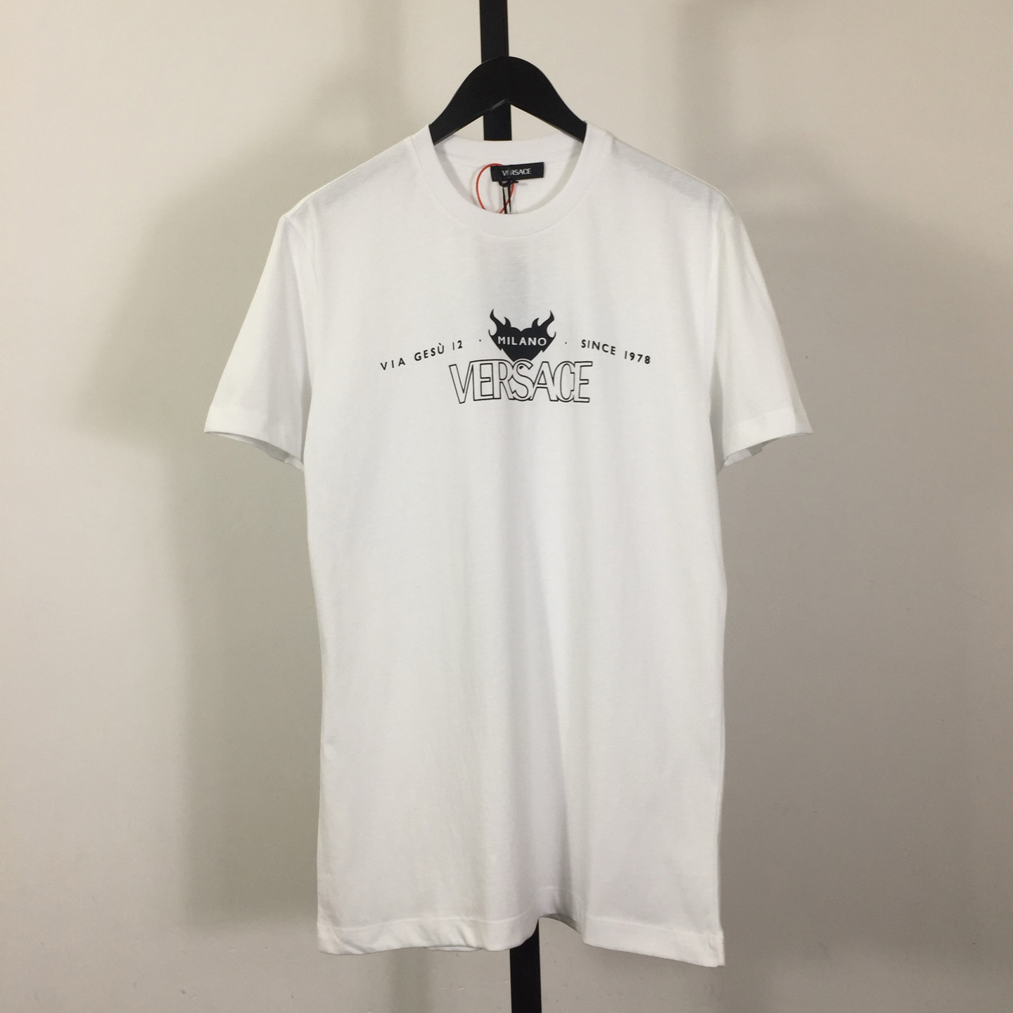 Versace Logo T-shirt - FashionPlug