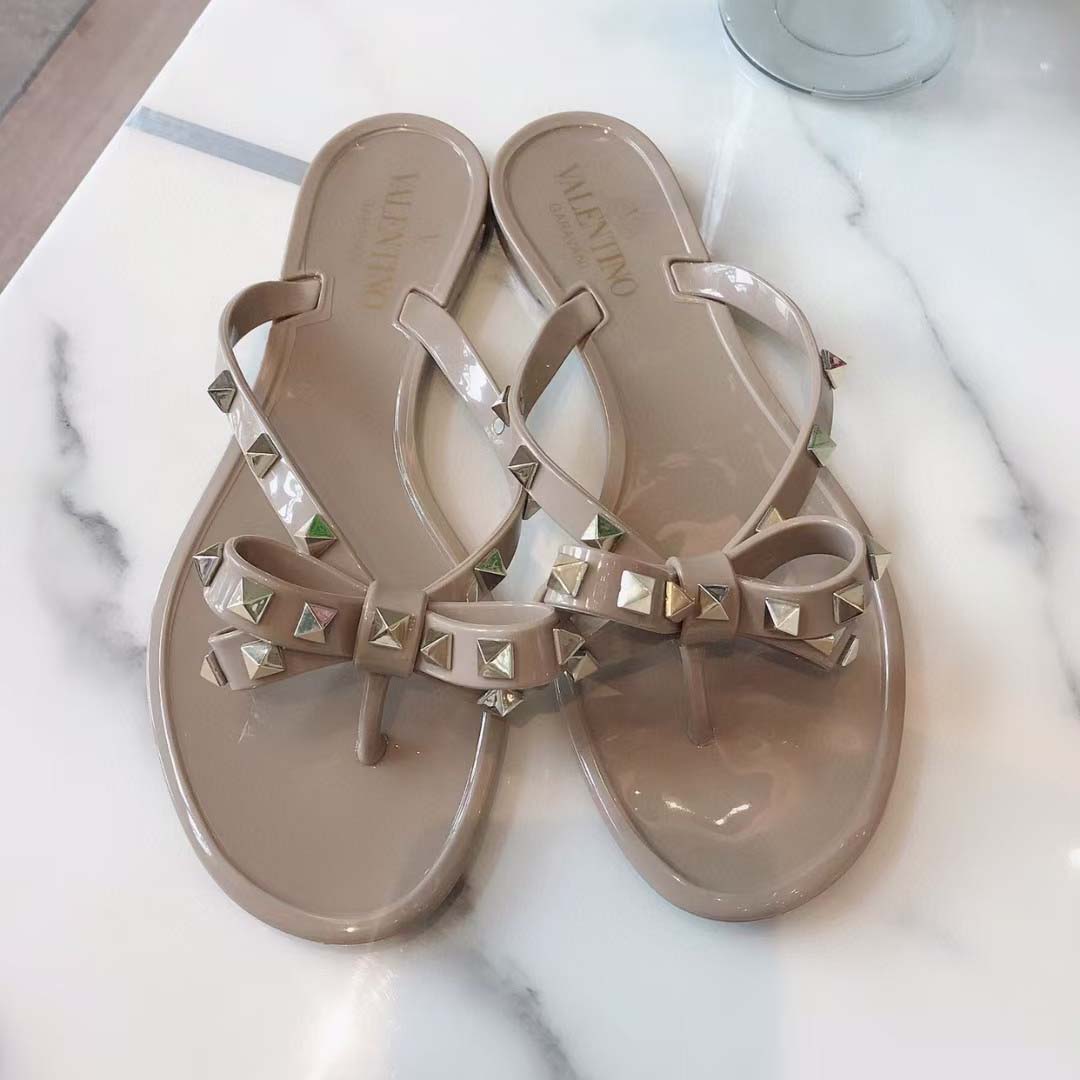 Valenti  Garavani Rockstud PVC Flip Flop - FashionPlug