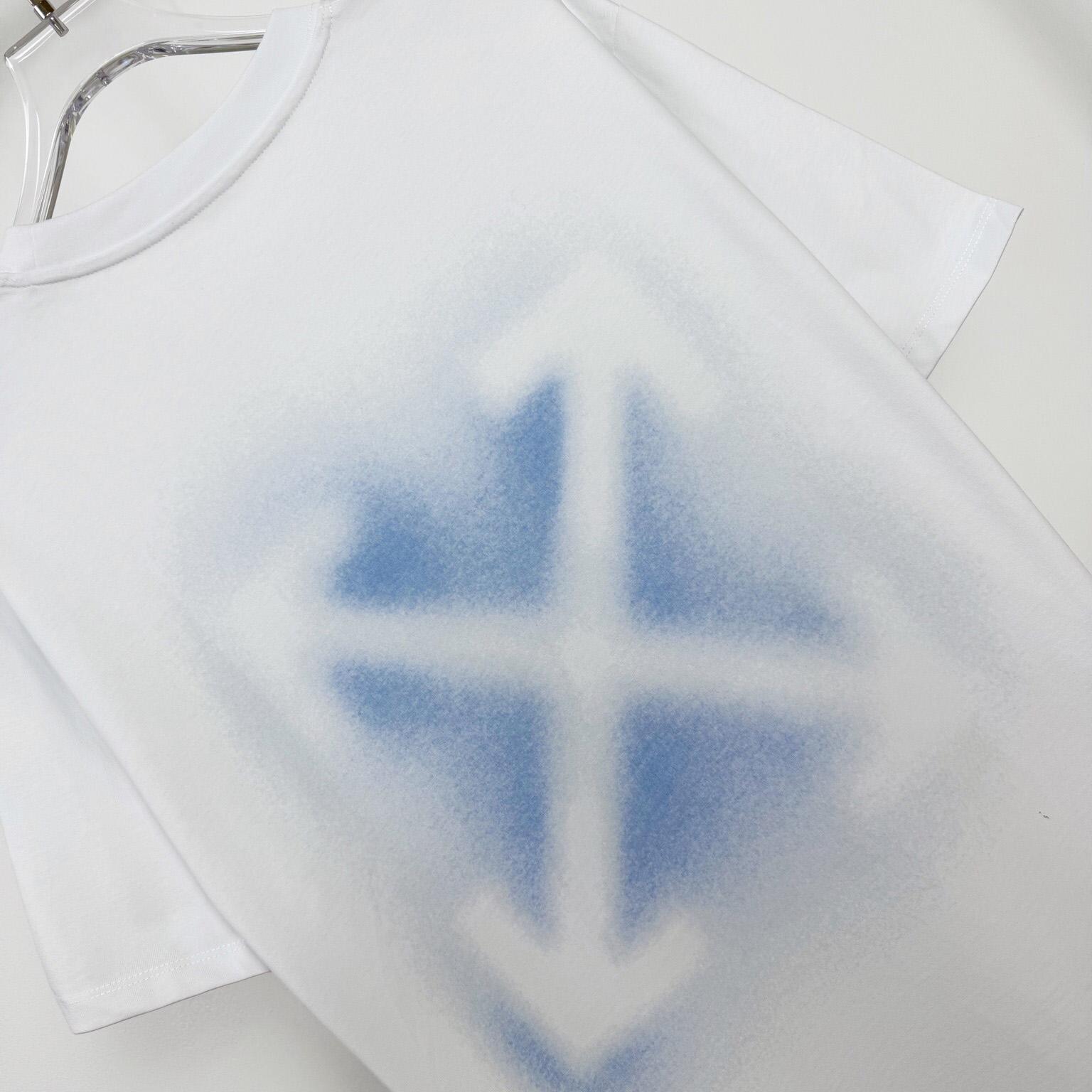 Off-White Spray Arrow T-Shirt - FashionPlug