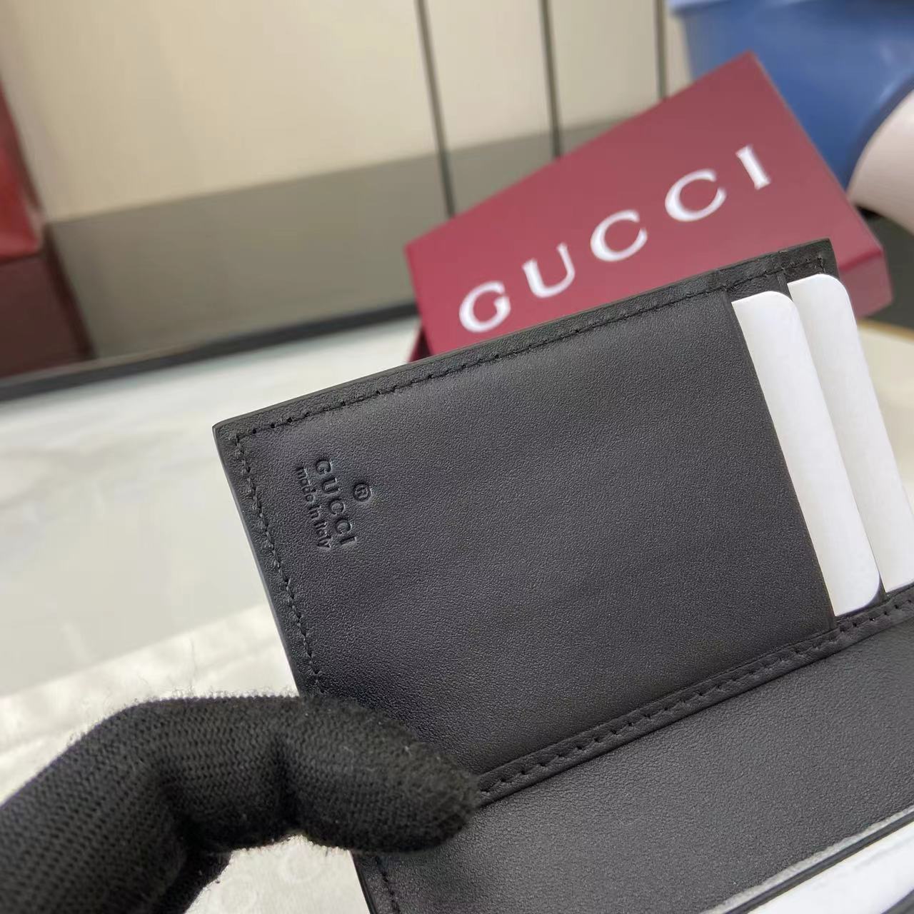 Gucci GG Marmont Bi-fold Card Case - FashionPlug