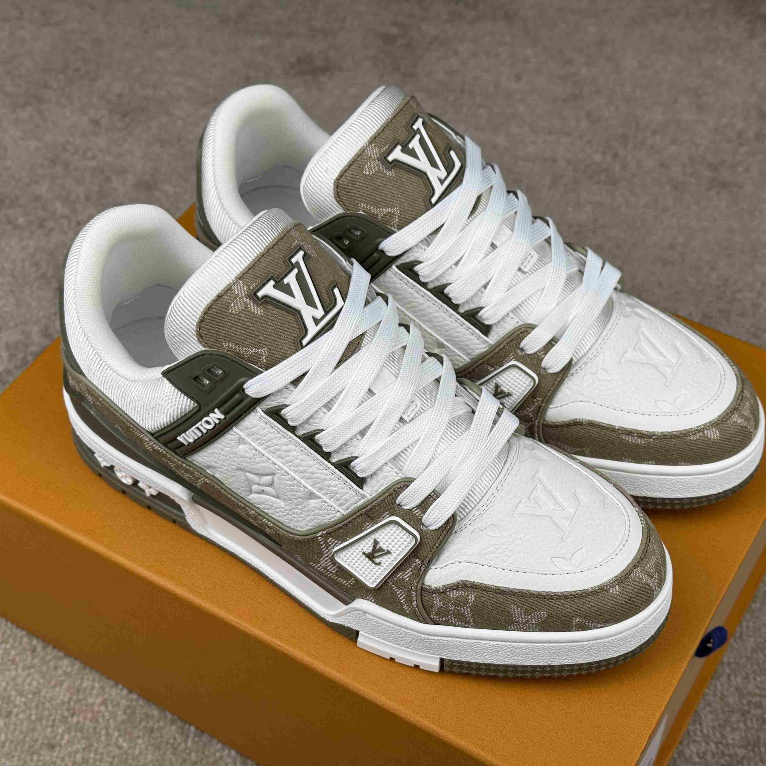 Louis Vuitton LV Trainer Sneaker   1AILAR - FashionPlug
