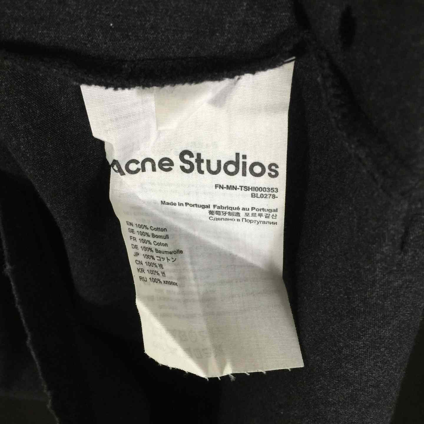 Acne Studios Relaxed Fit Logo T-shirt - FashionPlug