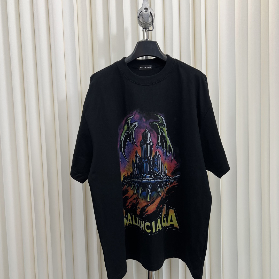 Balenciaga T-Shirt  YF1231   (50% Off Sale) - FashionPlug