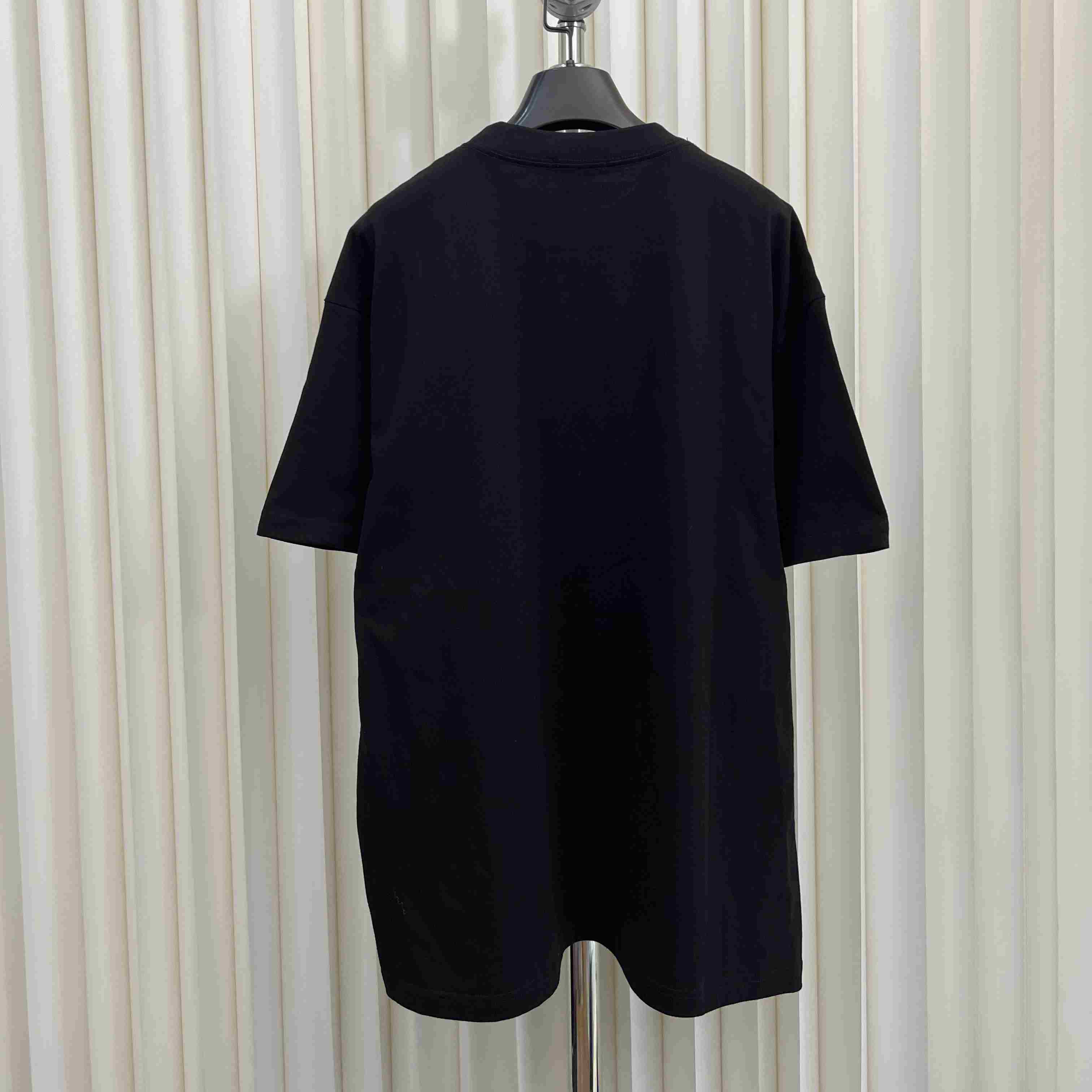 Balenciaga T-Shirt  YF1231   (50% Off Sale) - FashionPlug