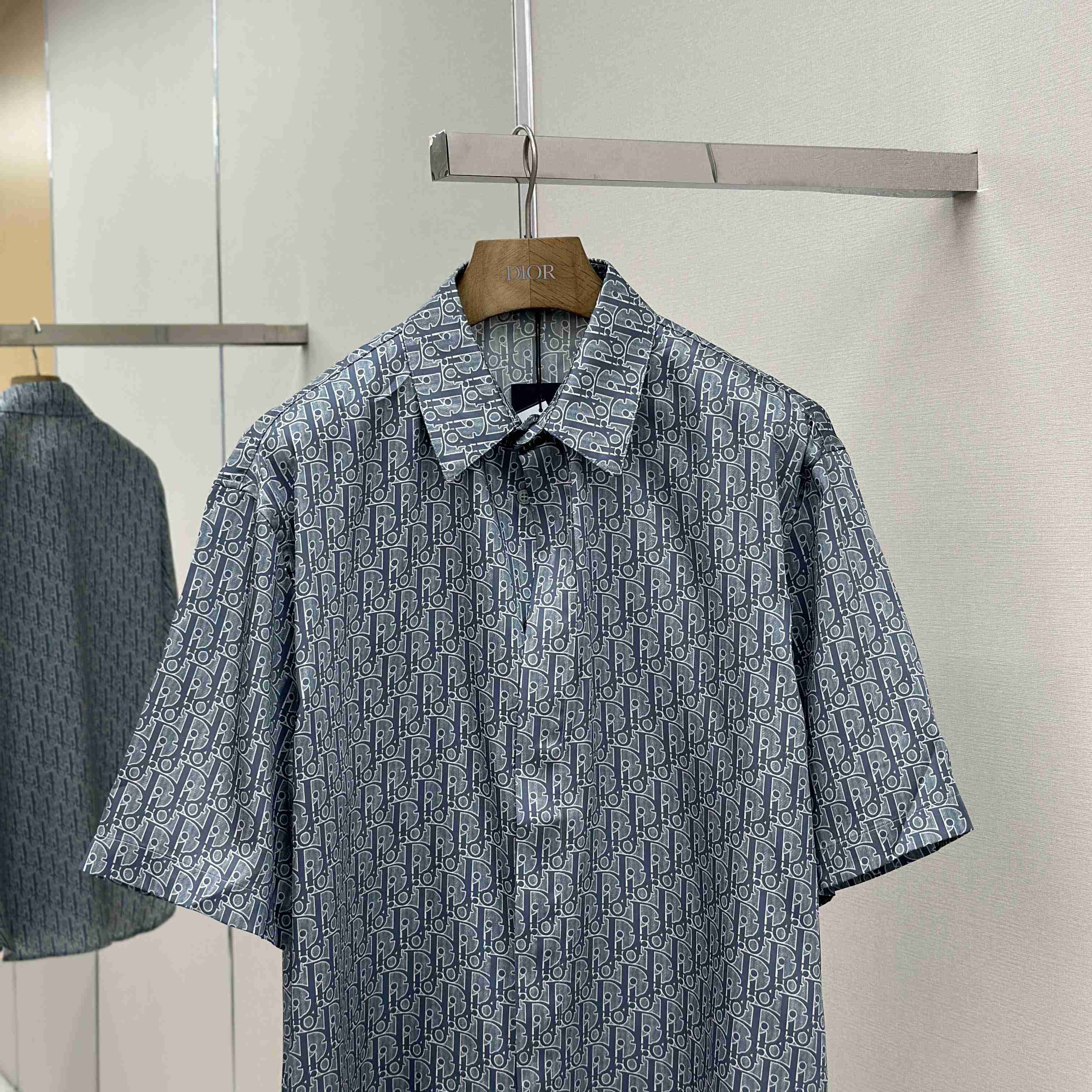 Dior Oblique Short-Sleeved Shirt - FashionPlug