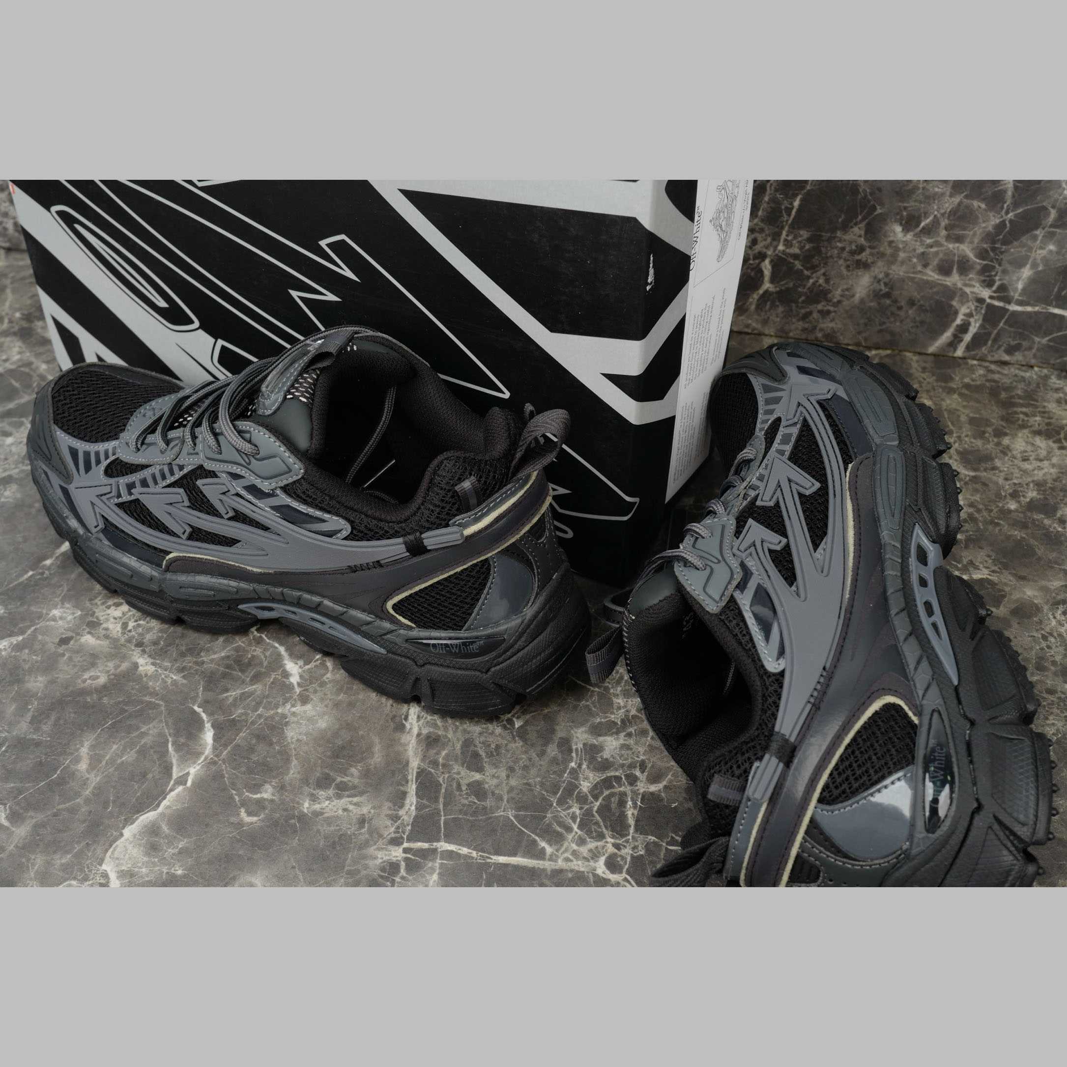 Off-White Full Black Be Right Back - FashionPlug