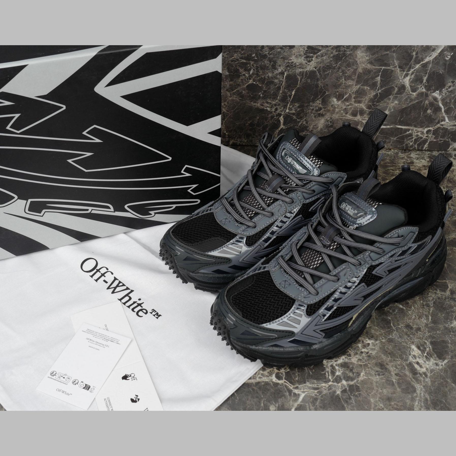 Off-White Full Black Be Right Back - FashionPlug