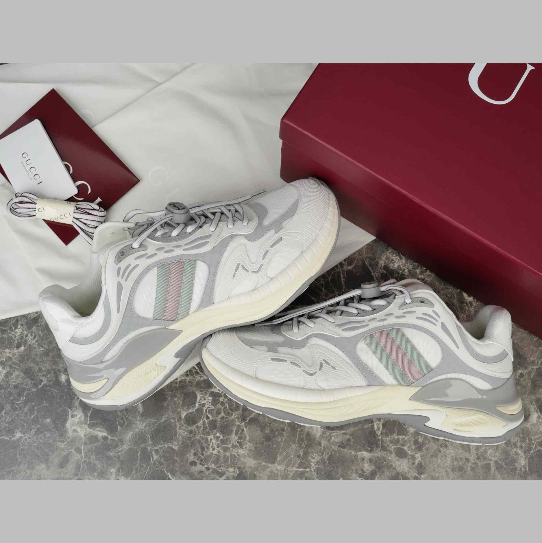 Gucci Men's Gucci 2.0 Sneaker - FashionPlug