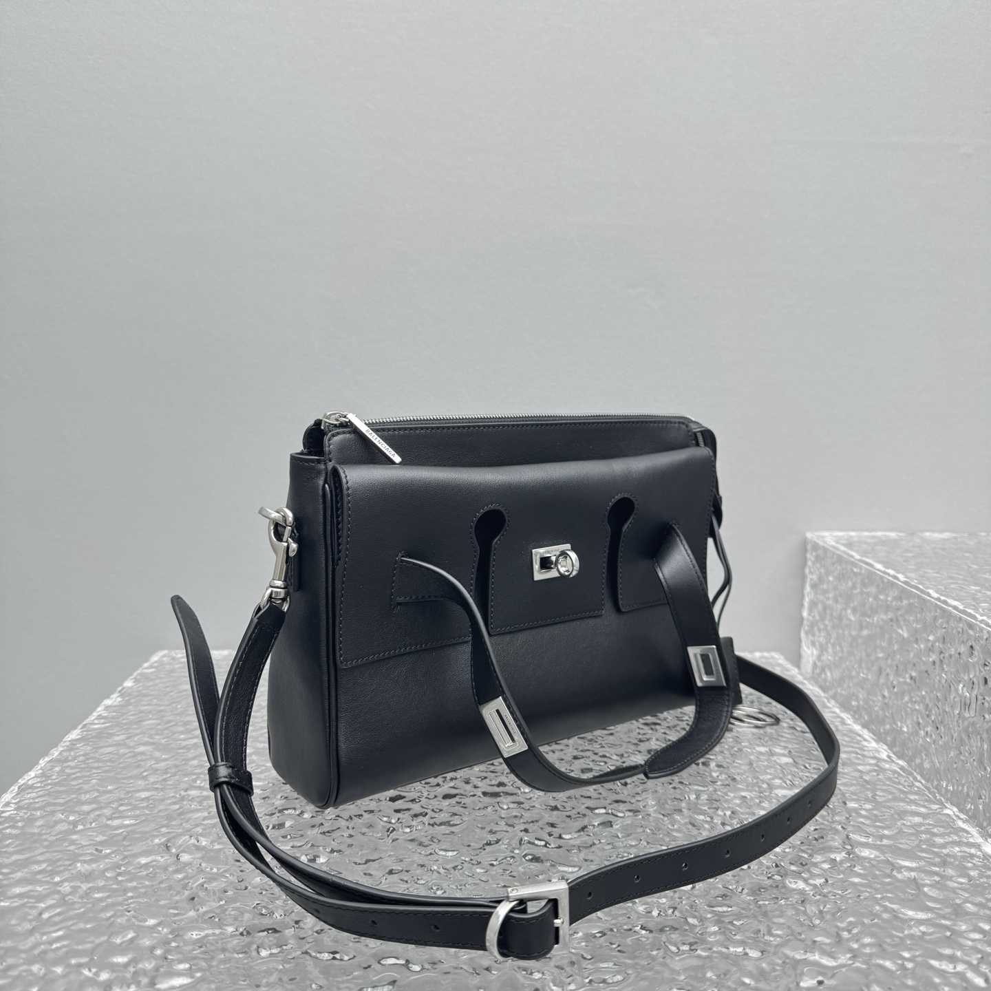 Balenciaga Bel Air Zipped Messenger Bag Small In Black - FashionPlug