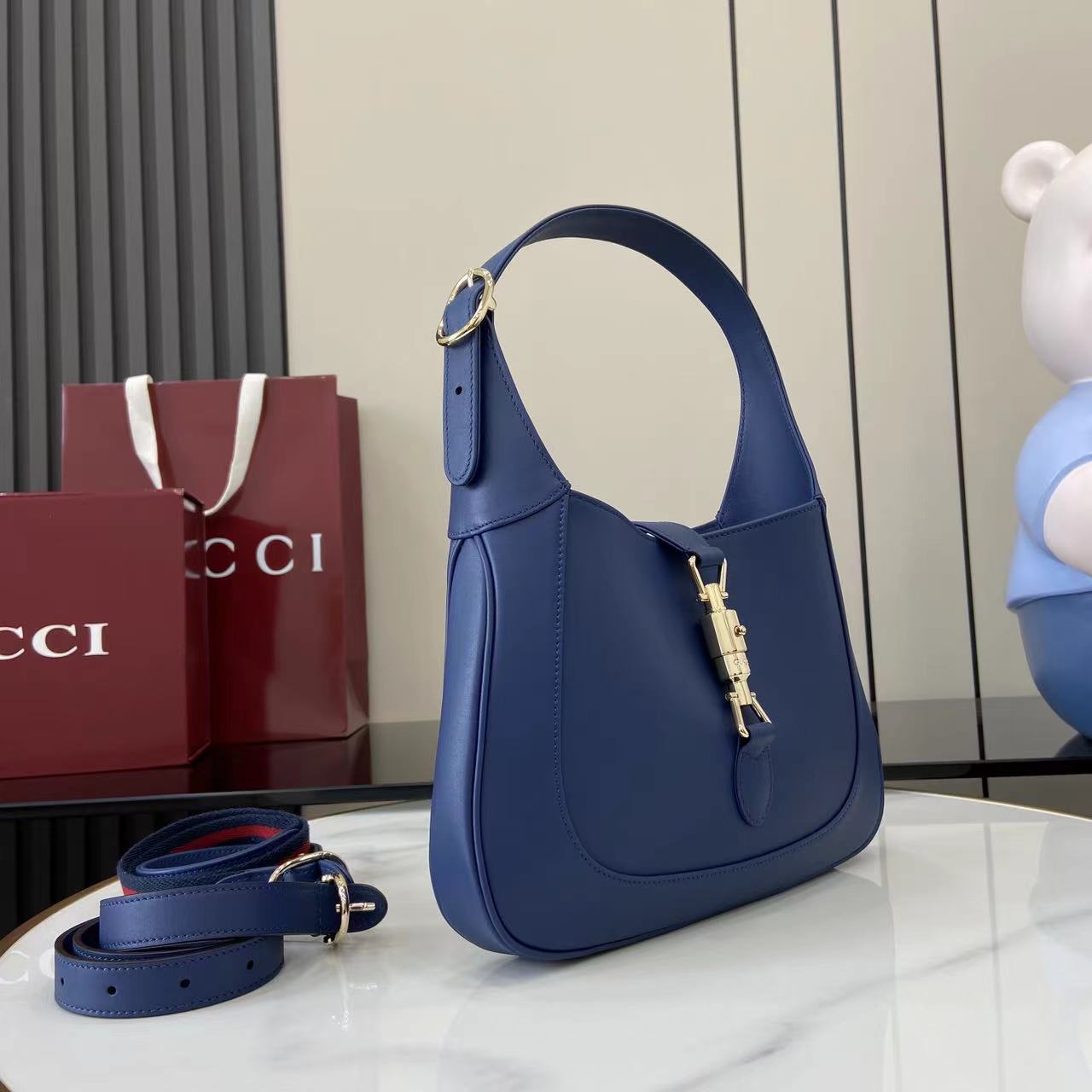 Gucci Jackie 1961 Medium Bag - FashionPlug