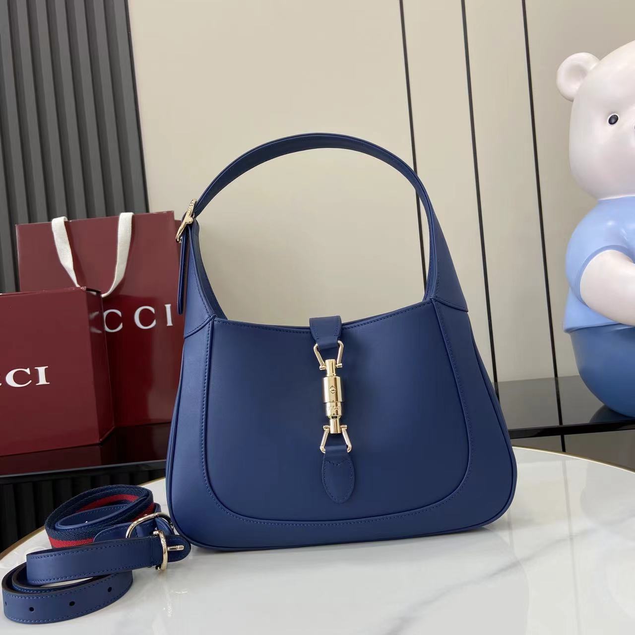 Gucci Jackie 1961 Medium Bag - FashionPlug