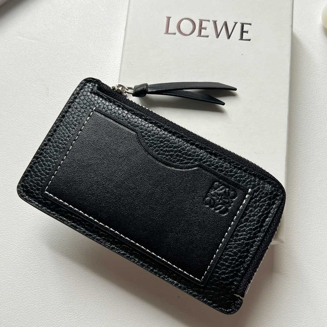 Loewe Coin Cardholder In Soft Grained Calfskin  PB2000   (50% Off Sale) - FashionPlug