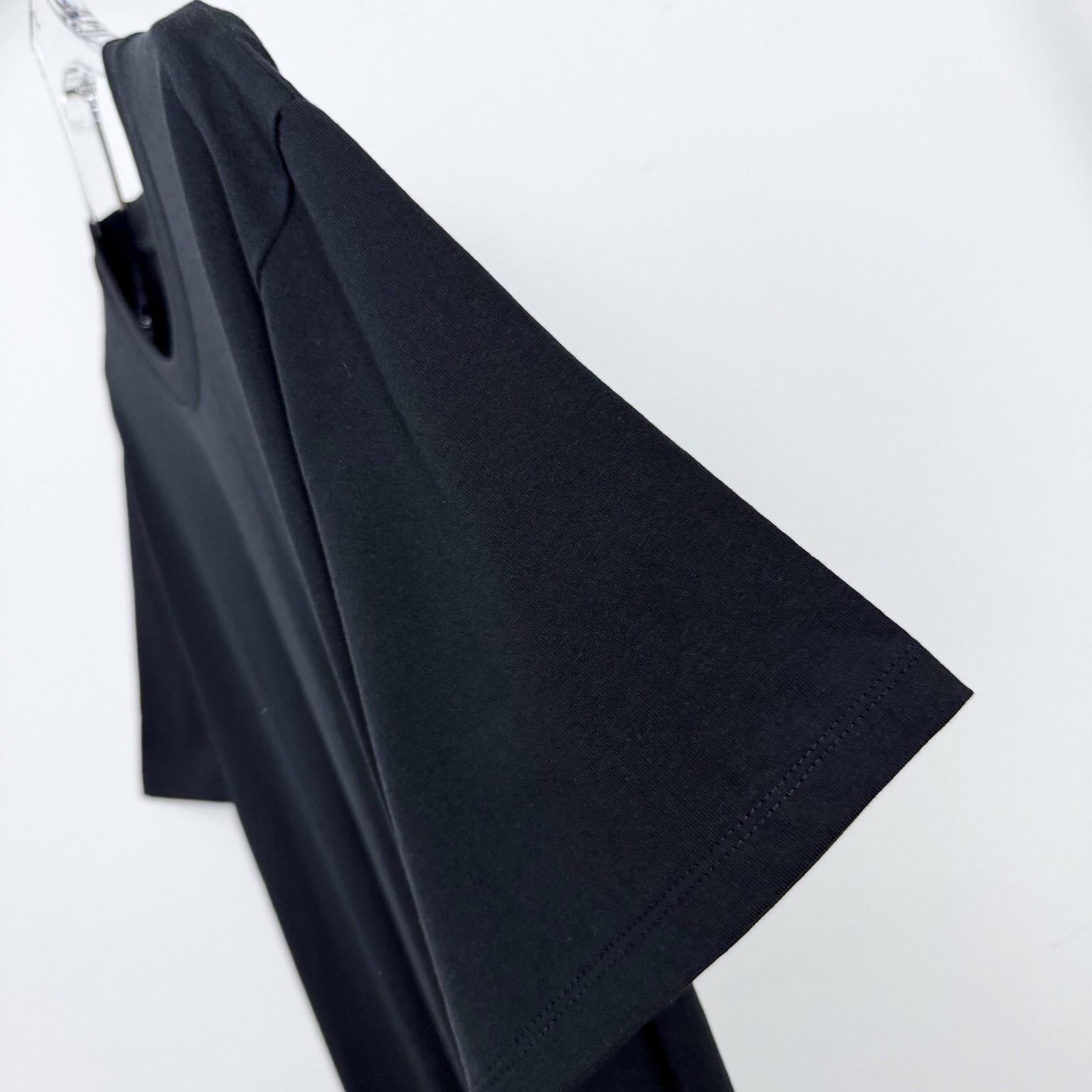 Off-White Spray Arrow T-Shirt - FashionPlug