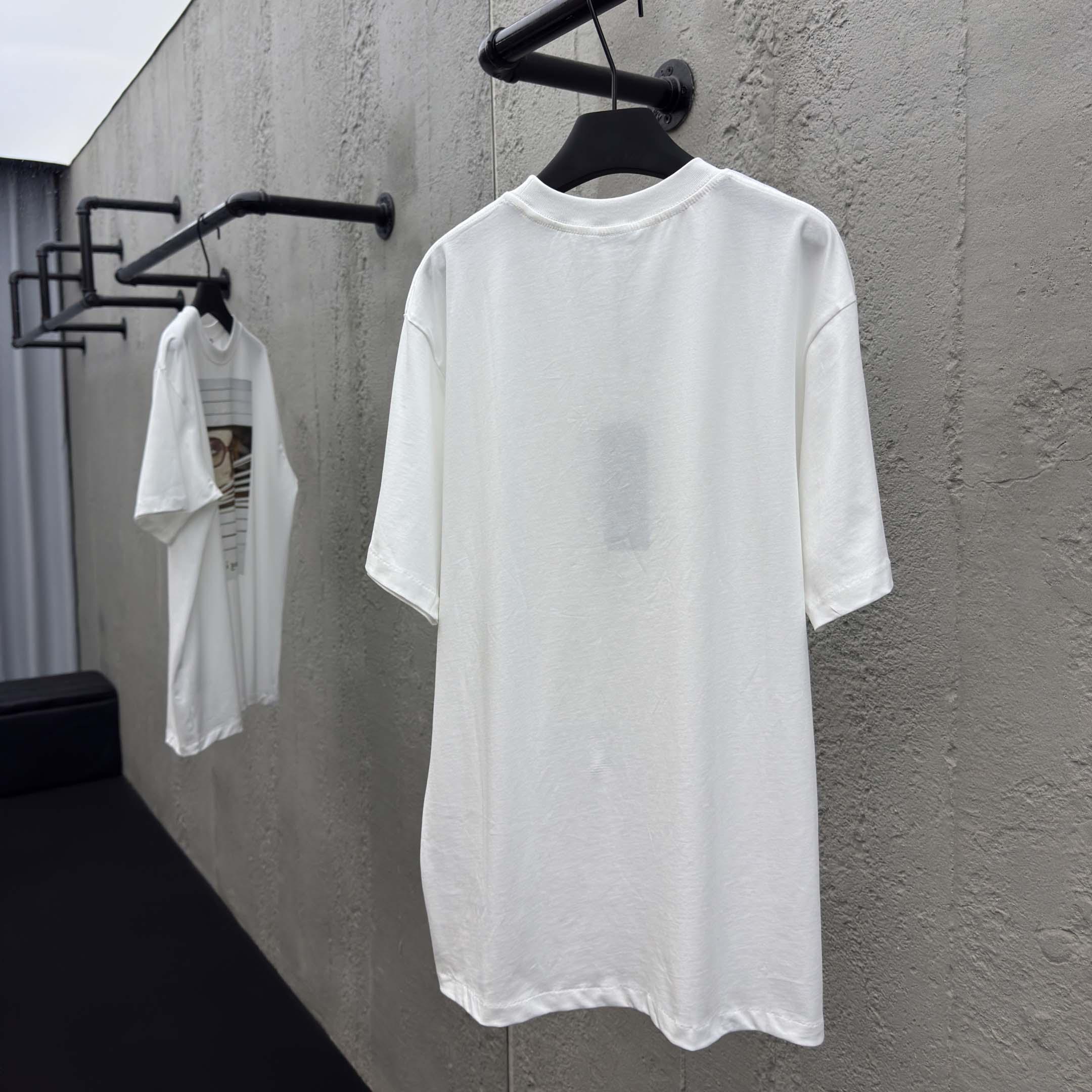 Dior Heritage Printed T-Shirt, Regular Fit    - FashionPlug