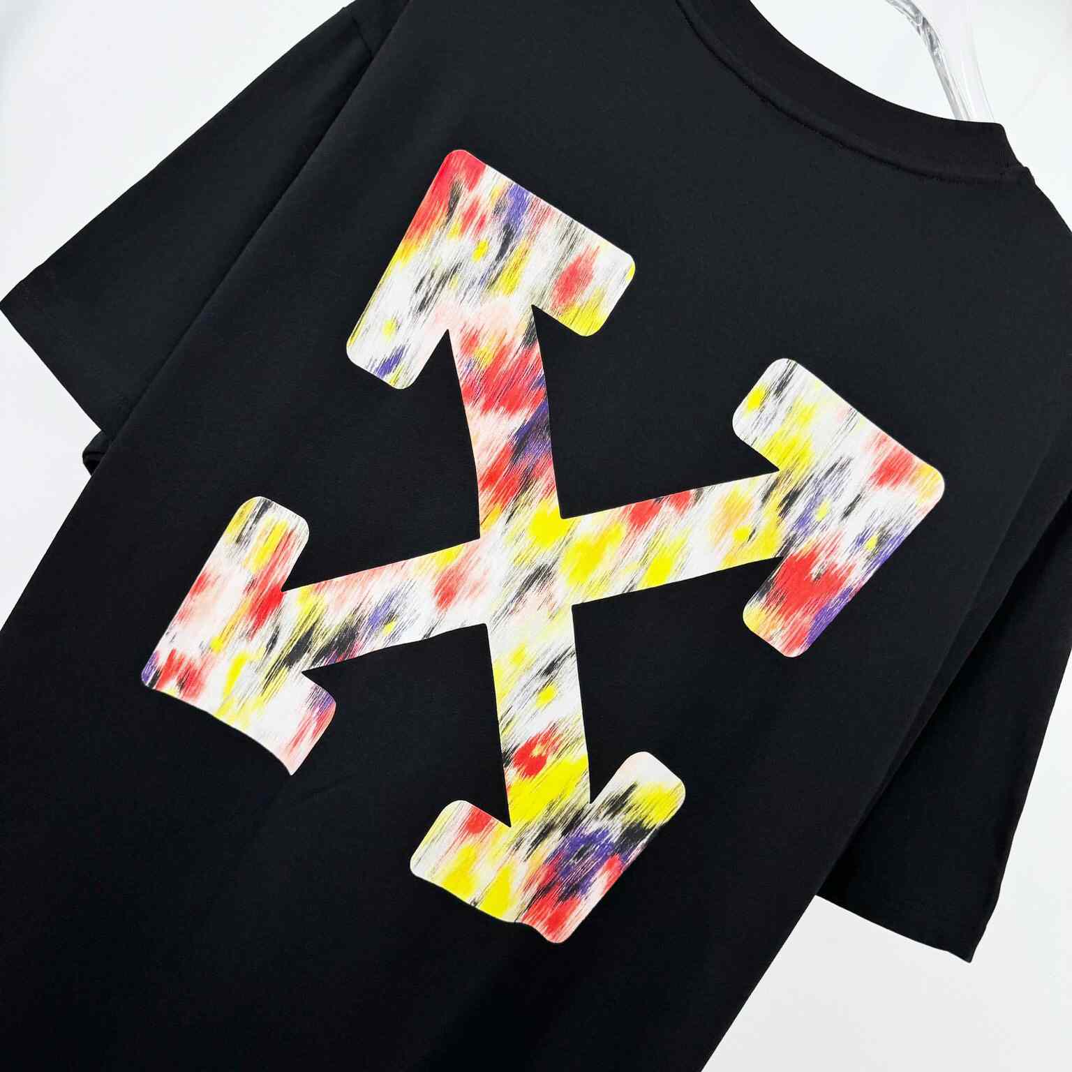 Off-White Arrow-Print T-shirt Black - FashionPlug