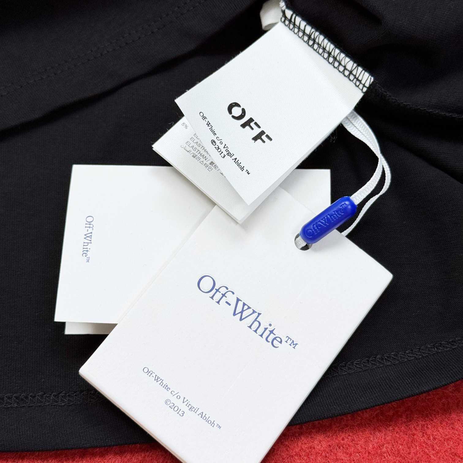 Off-White Arrow-Print T-shirt Black - FashionPlug