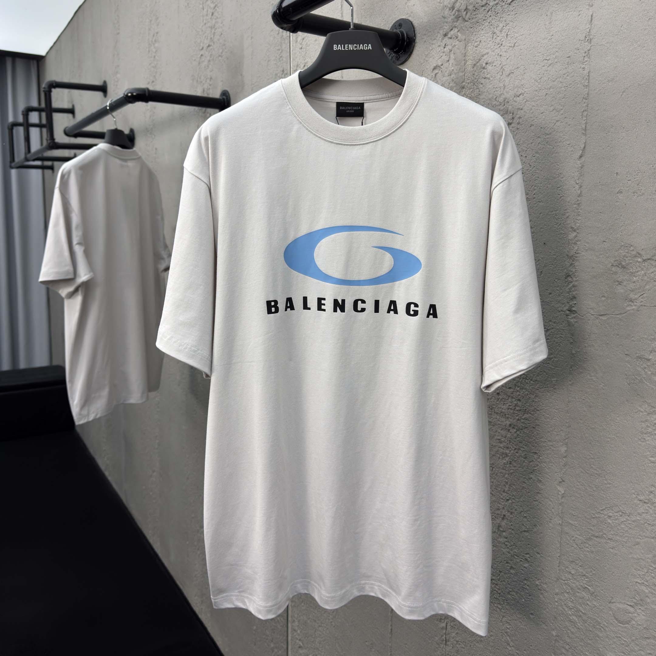 Balenciaga White Loop Sports Icon Medium Fit T-shirt  - FashionPlug