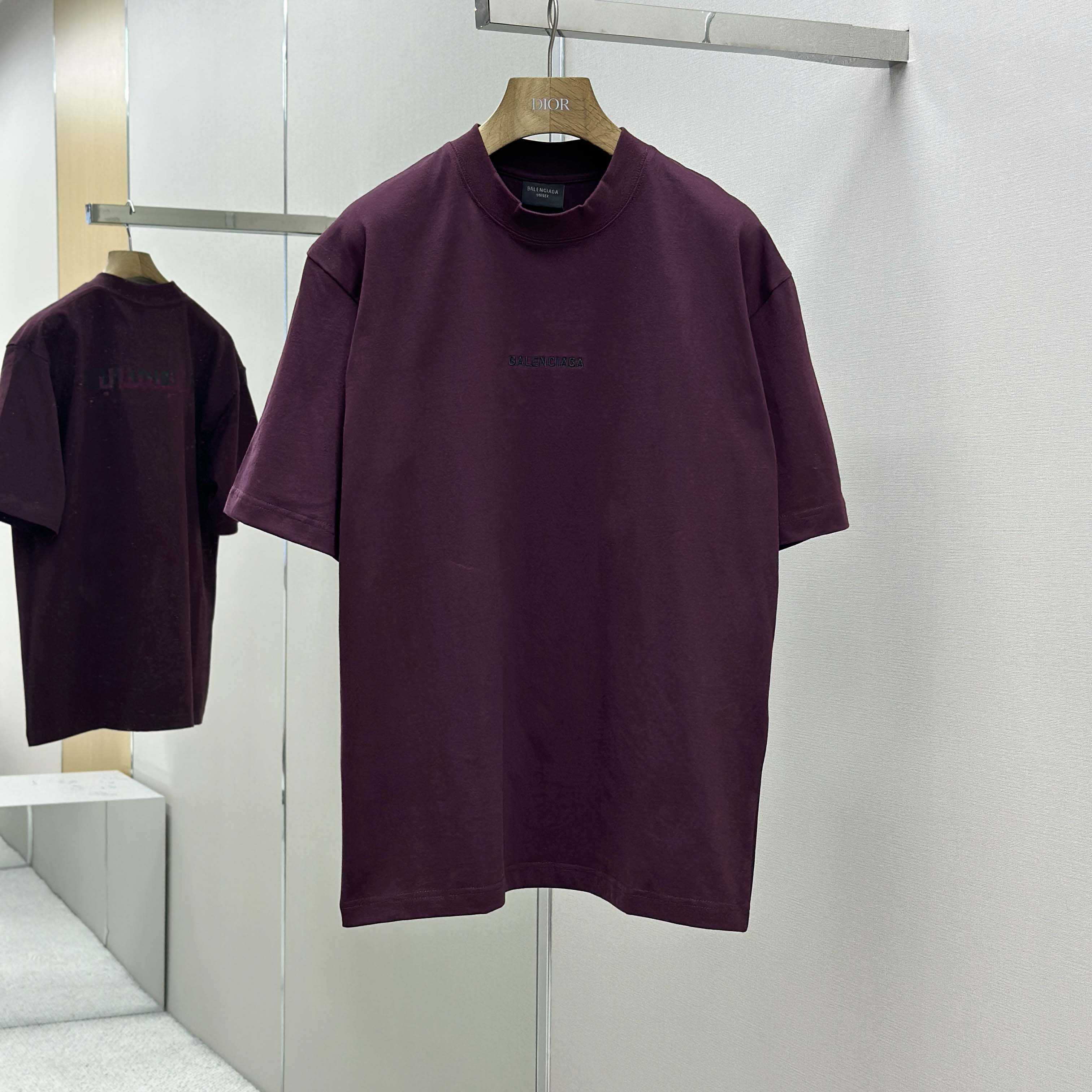Balenciaga Unisex Medium-fit T-shirt In Vintage-jersey - FashionPlug