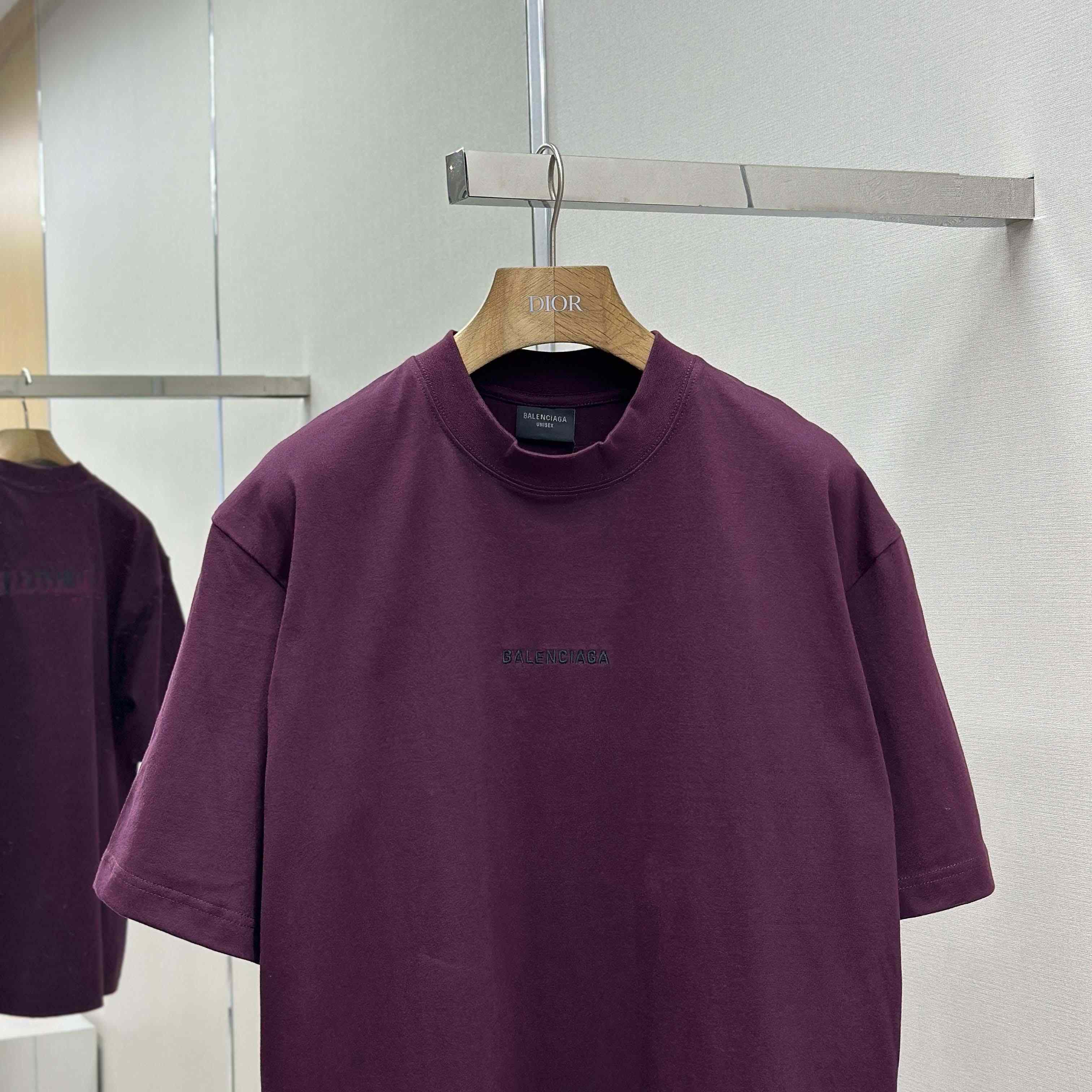 Balenciaga Unisex Medium-fit T-shirt In Vintage-jersey - FashionPlug