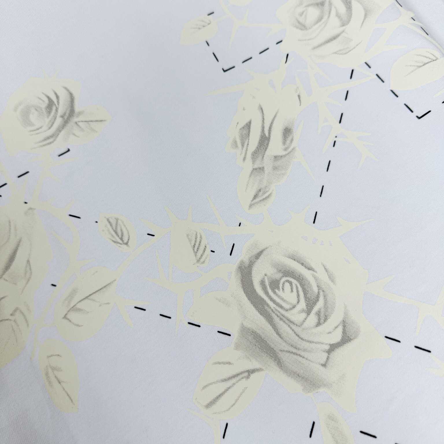 Off-White Roses Arrows-print T-shirt  - FashionPlug