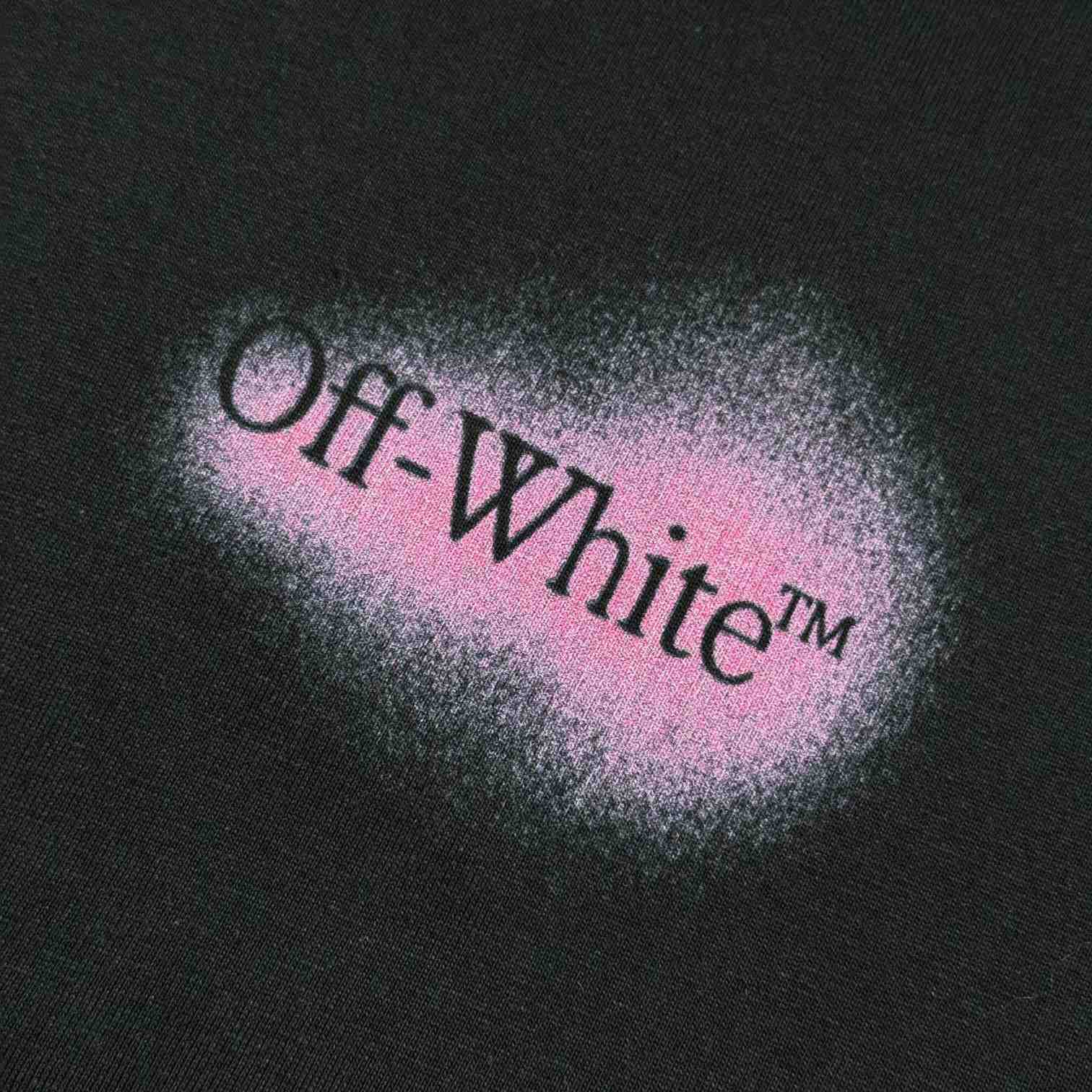 Off-White Spray Arrow T-Shirt - FashionPlug