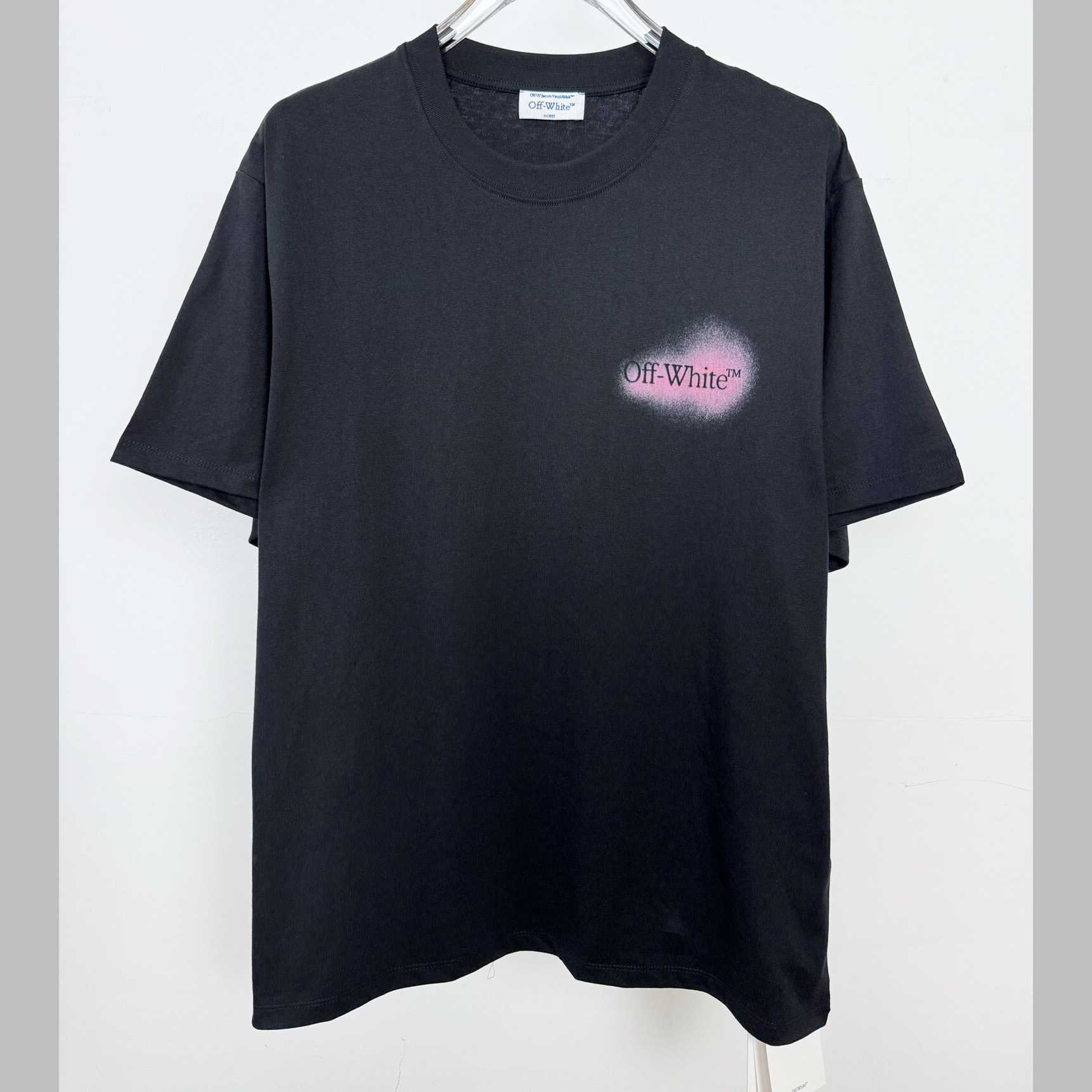 Off-White Spray Arrow T-Shirt - FashionPlug