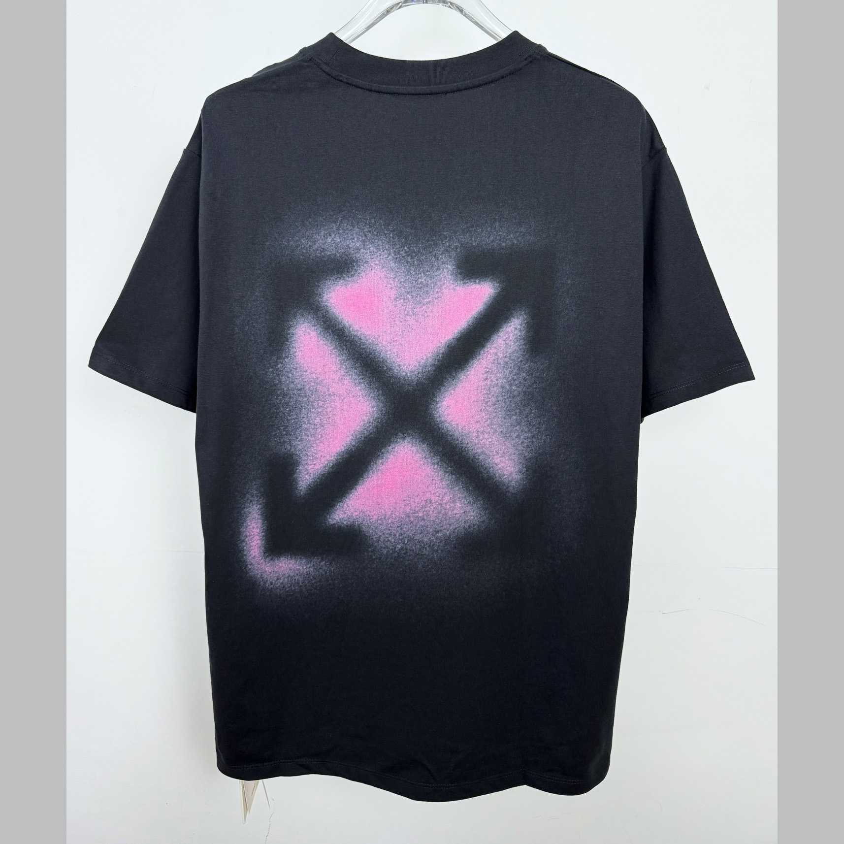 Off-White Spray Arrow T-Shirt - FashionPlug