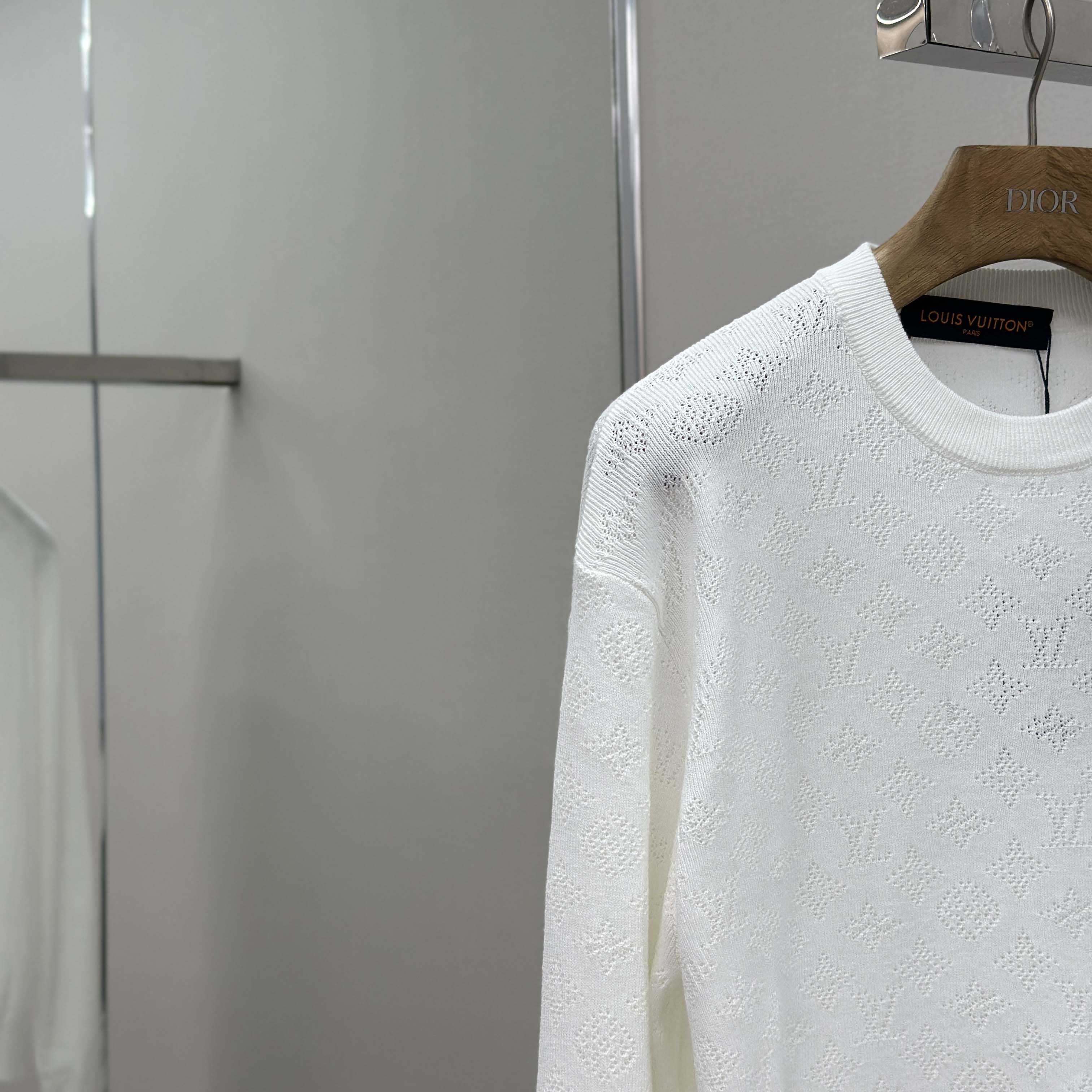 Louis Vuitton Monogram Pointelle Cotton Pullover   1AGJHC - FashionPlug