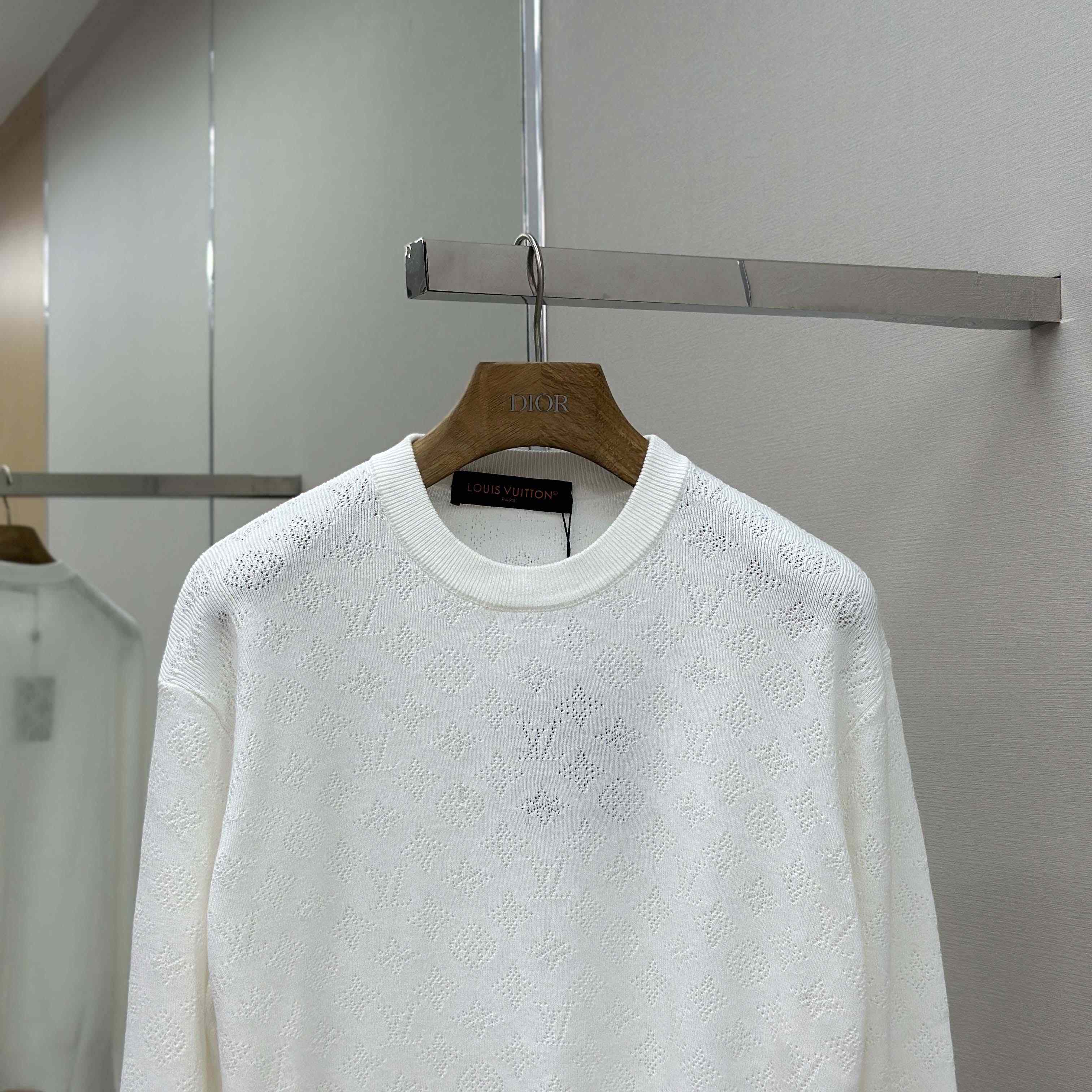 Louis Vuitton Monogram Pointelle Cotton Pullover   1AGJHC - FashionPlug
