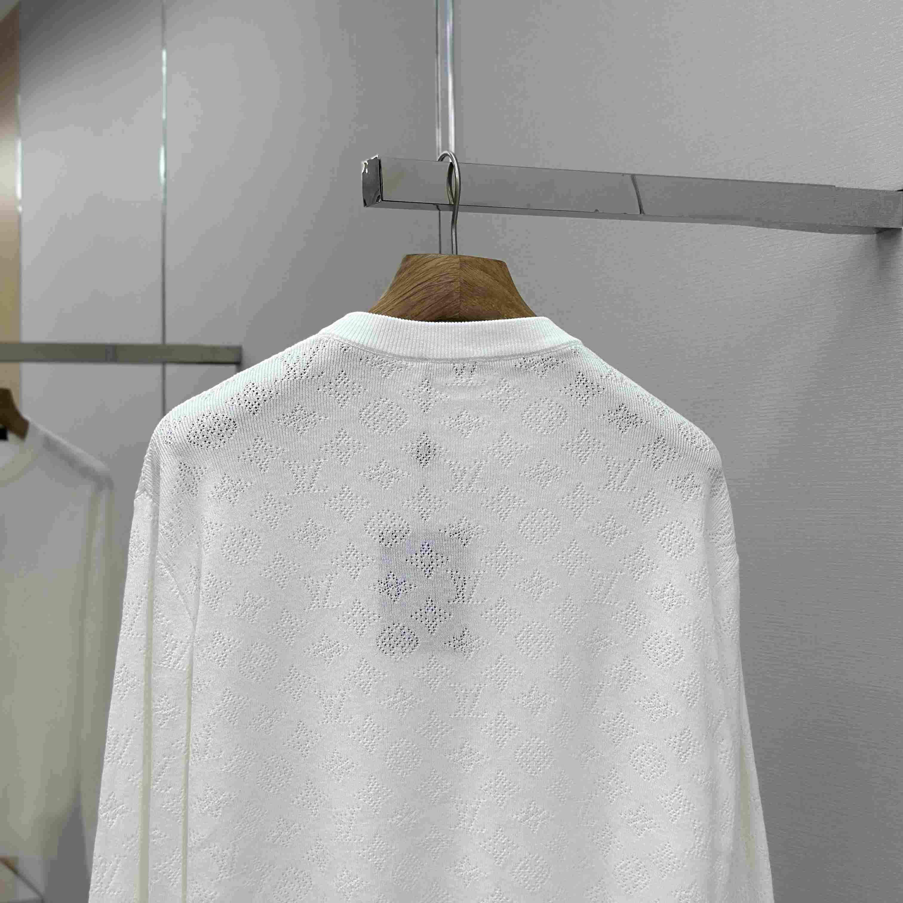 Louis Vuitton Monogram Pointelle Cotton Pullover   1AGJHC - FashionPlug