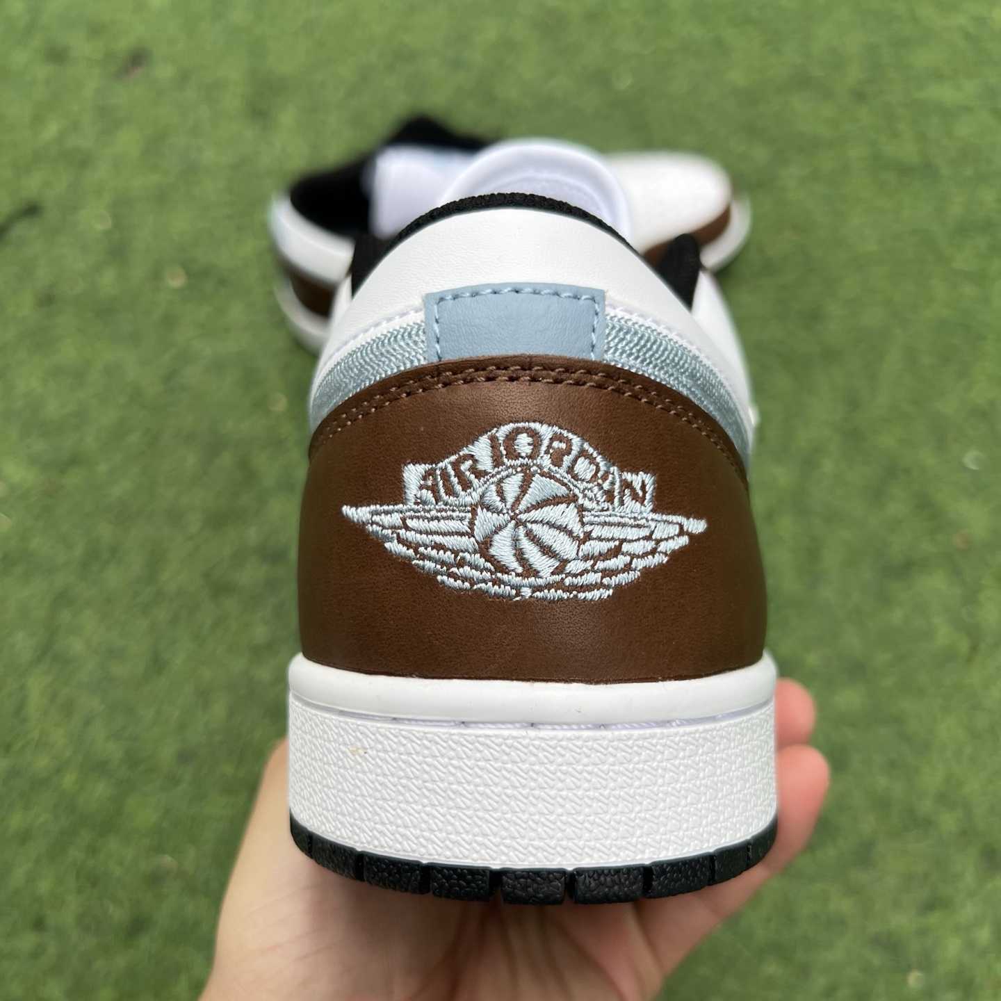 Air Jordan 1 Low    FQ7832-142 - FashionPlug