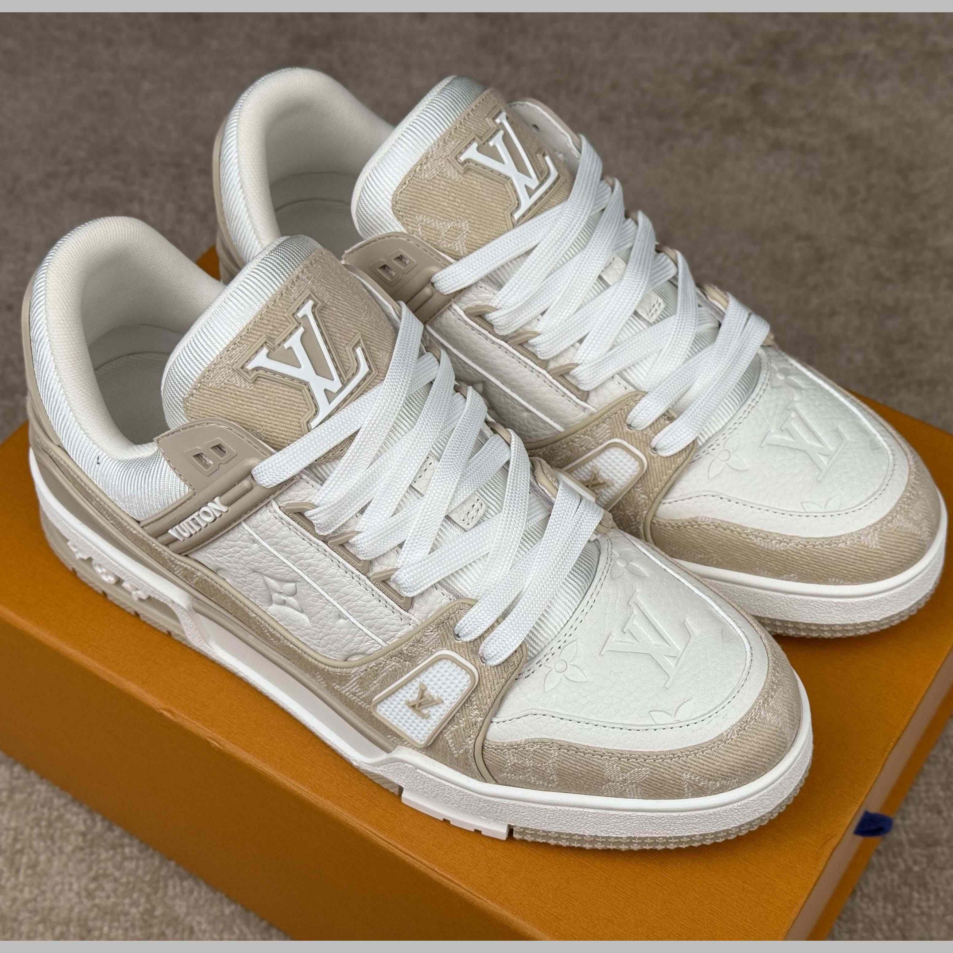 Louis Vuitton LV Trainer Sneaker   1AIKMG - FashionPlug