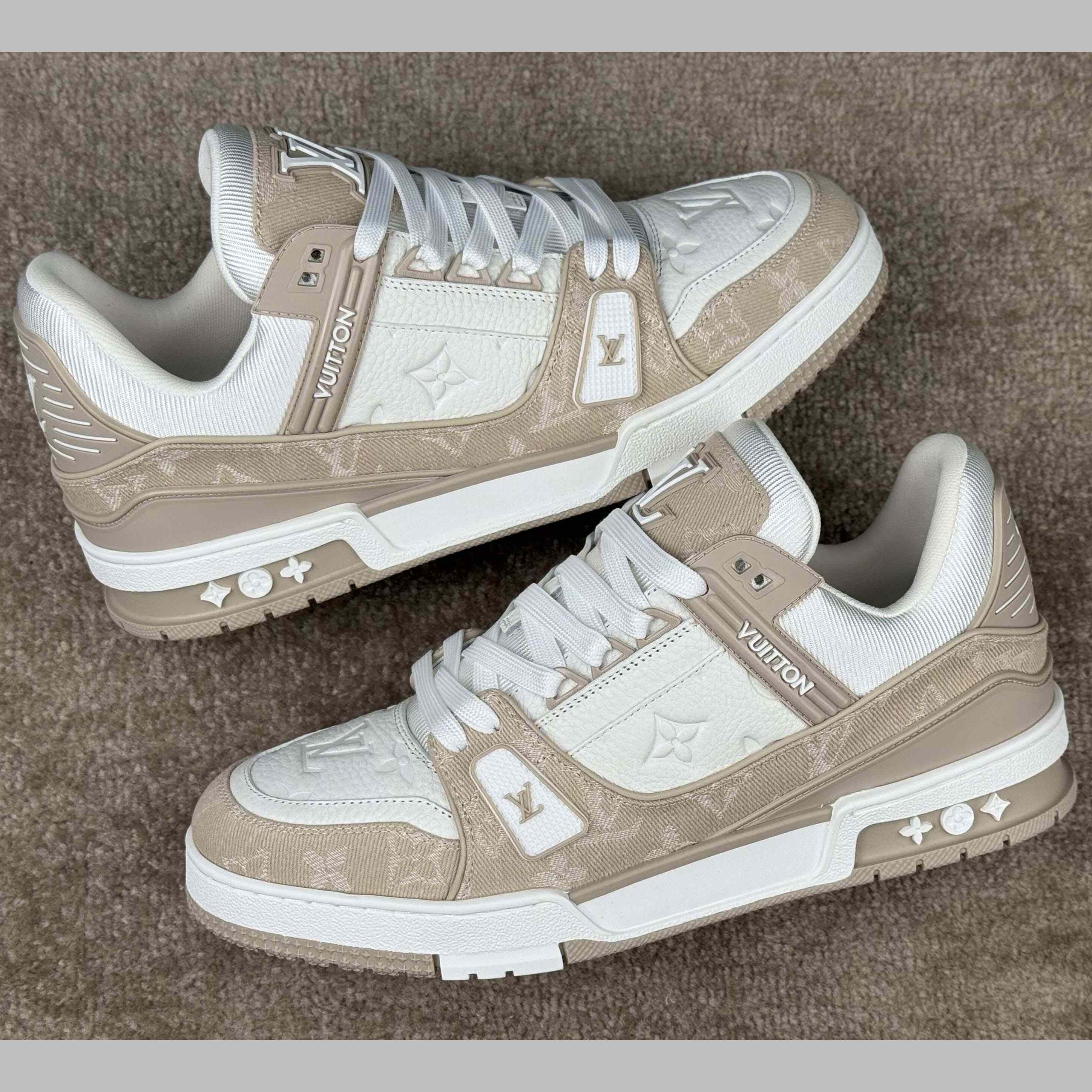 Louis Vuitton LV Trainer Sneaker   1AIKMG - FashionPlug