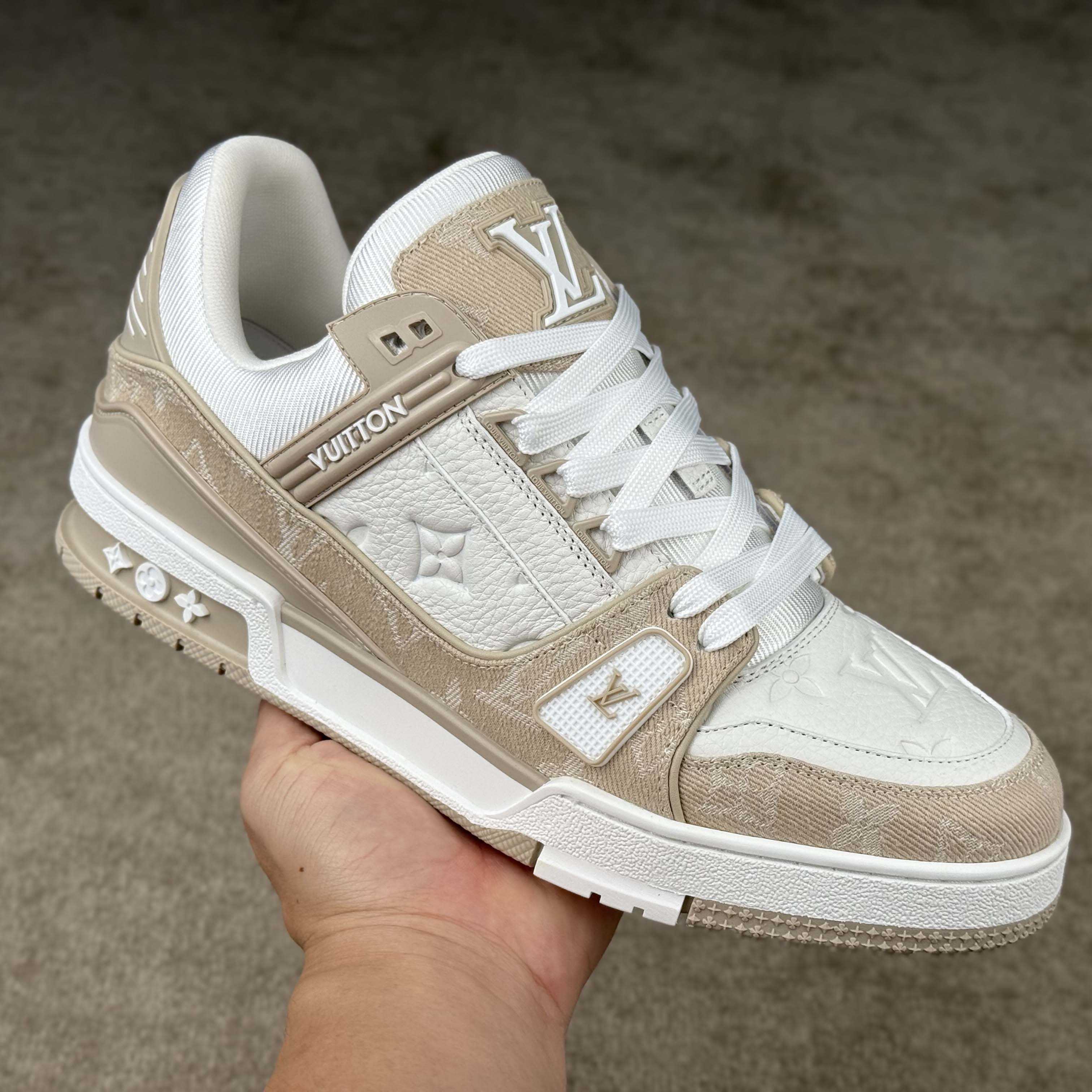 Louis Vuitton LV Trainer Sneaker   1AIKMG - FashionPlug