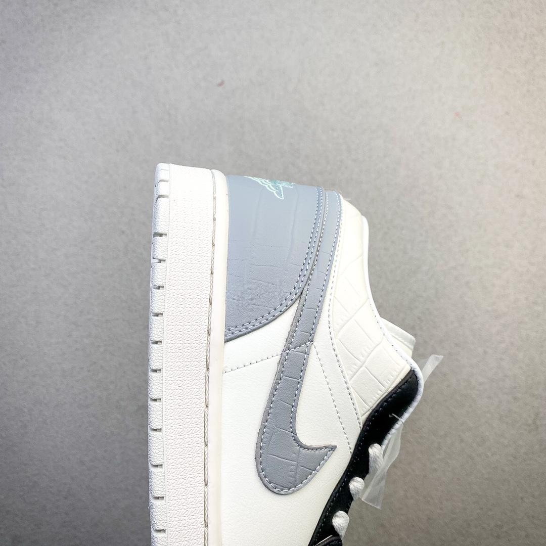Jordan Air Jordan 1 Low   IO2242-101 - FashionPlug