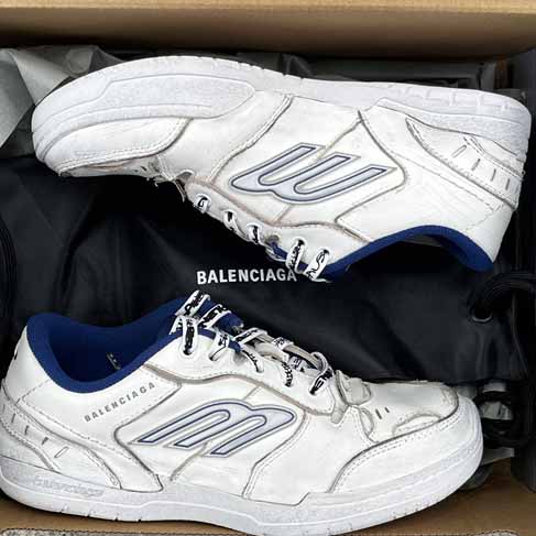 Balenciaga Hamptons Worn-Out Sneaker In White, Dark Blue And Grey Cowskin And Polyester - FashionPlug