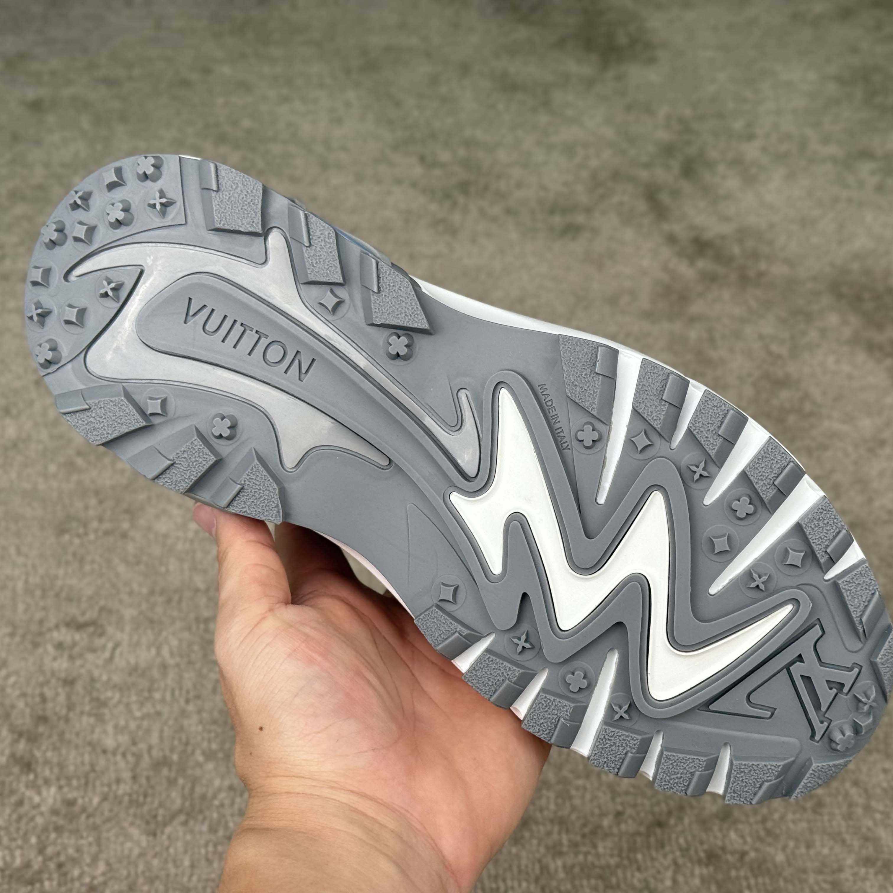 Louis Vuitton LV Runner Tatic Sneaker     1AHA88 - FashionPlug