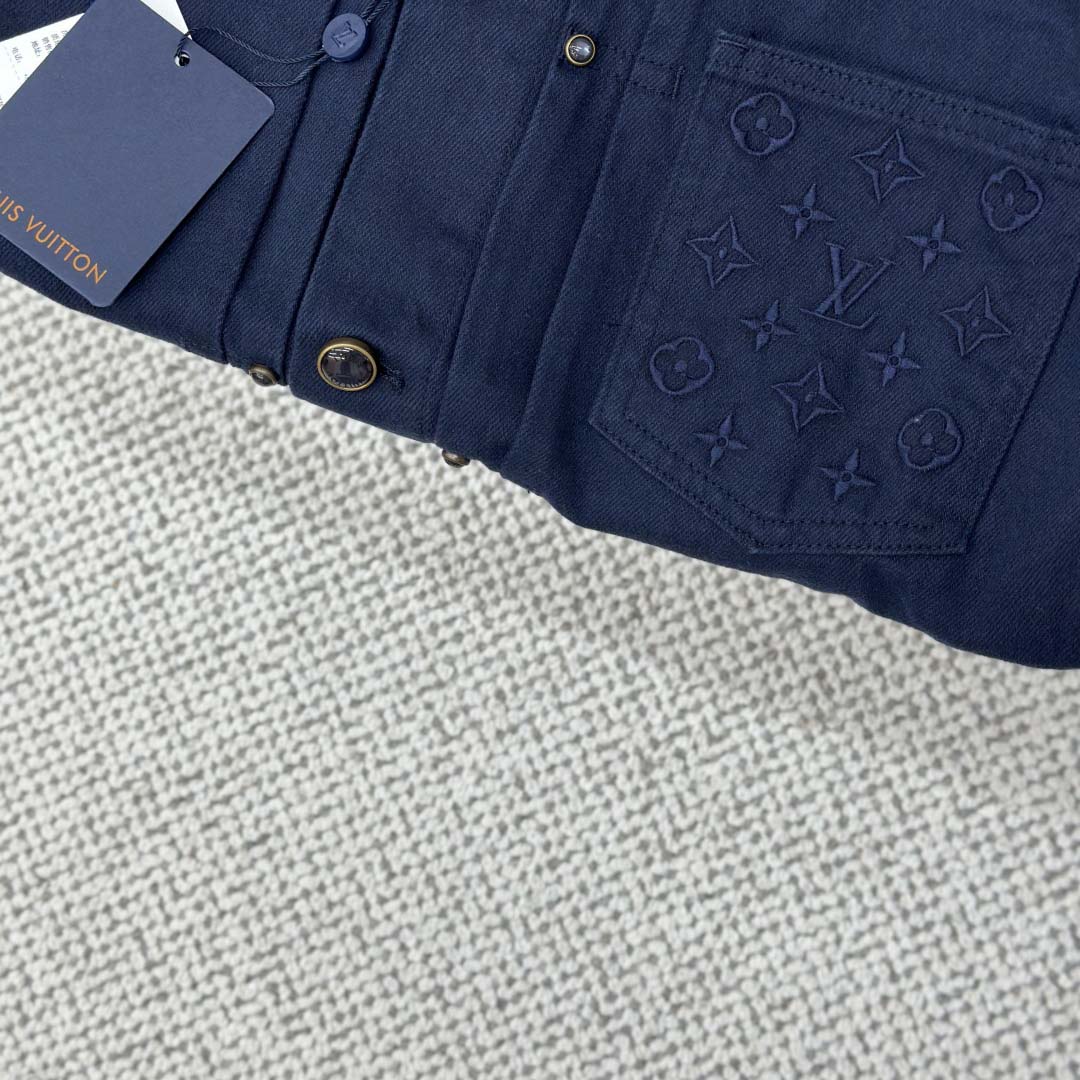 Louis Vuitton Garment-Dyed Denim Type II Trucker Jacket   1AHUY5 - FashionPlug