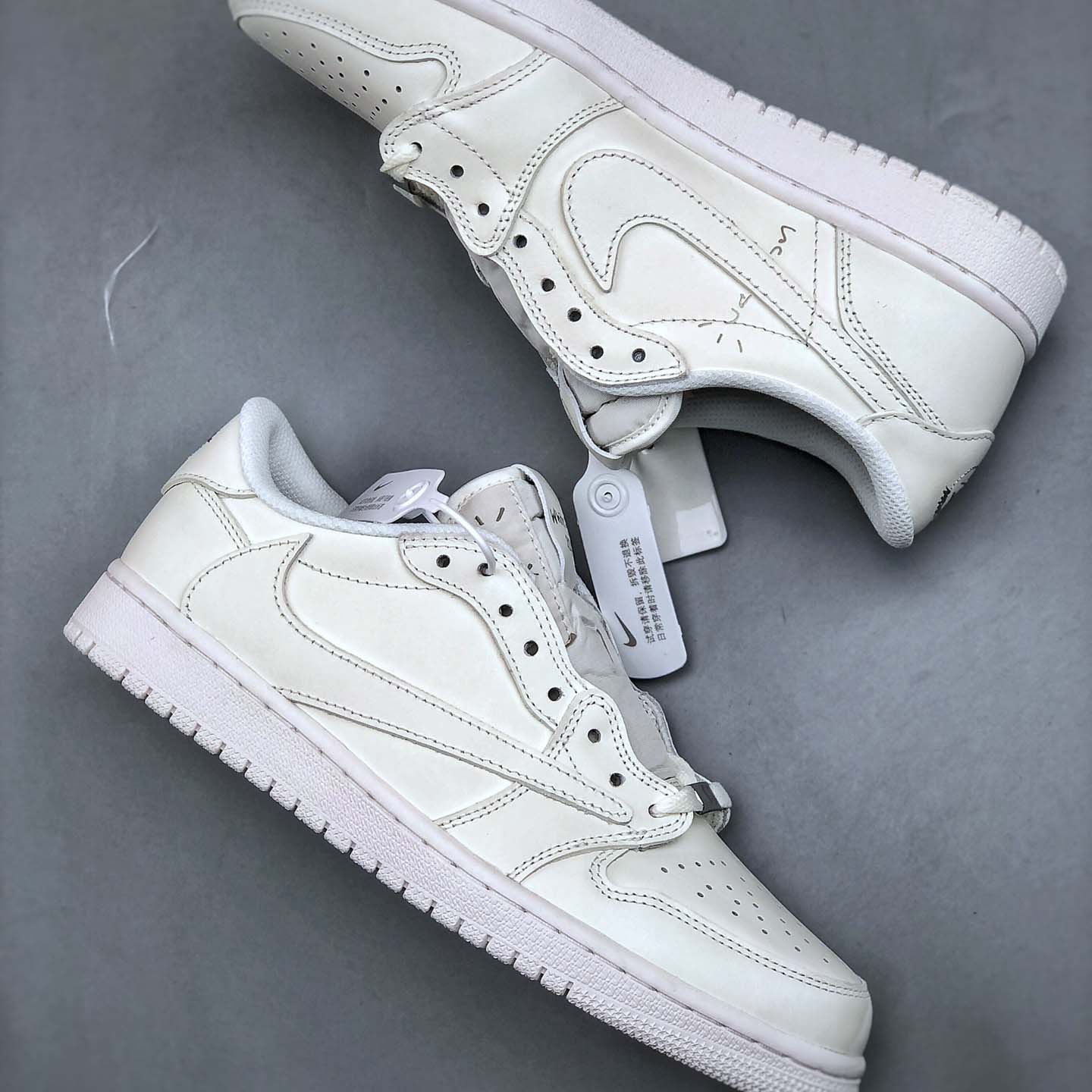 Travis Scott x Jordan Air Jordan 1 Low OG   TD1228-111  - FashionPlug