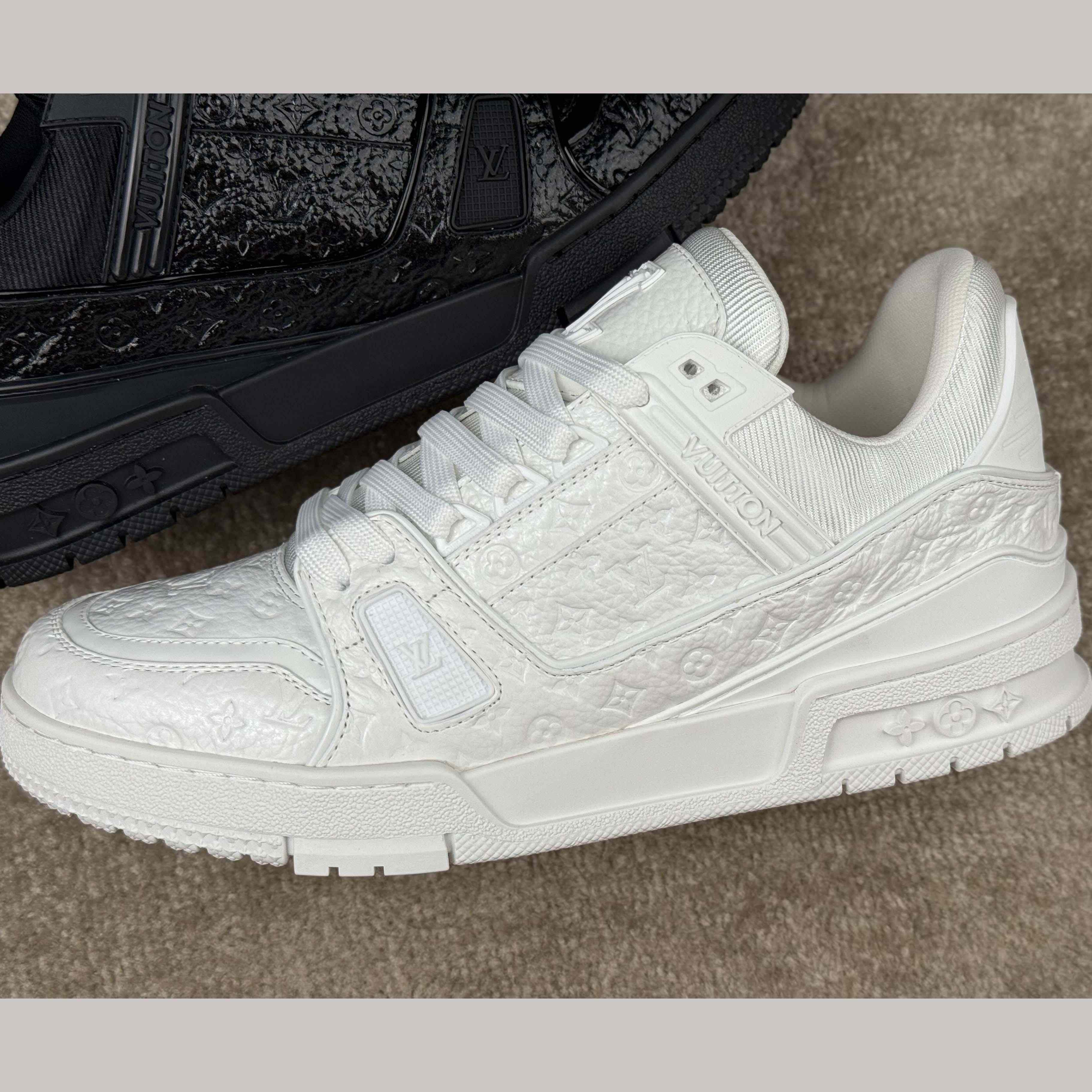 Louis Vuitton LV Trainer Sneaker   1AHT82 - FashionPlug