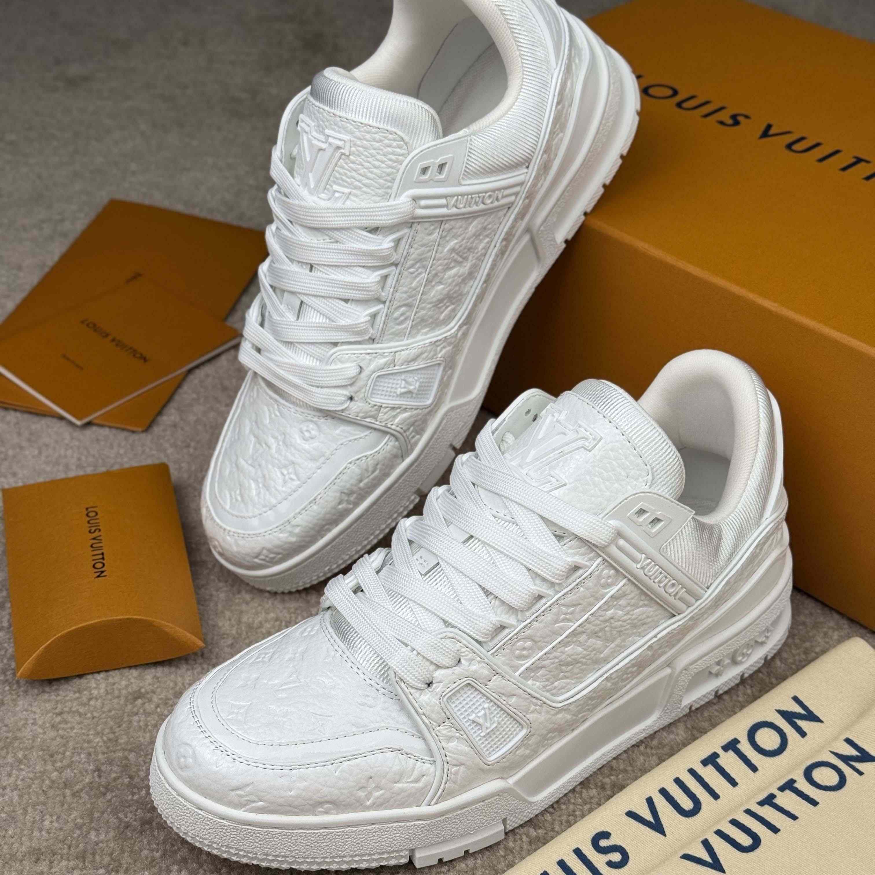 Louis Vuitton LV Trainer Sneaker   1AHT82 - FashionPlug